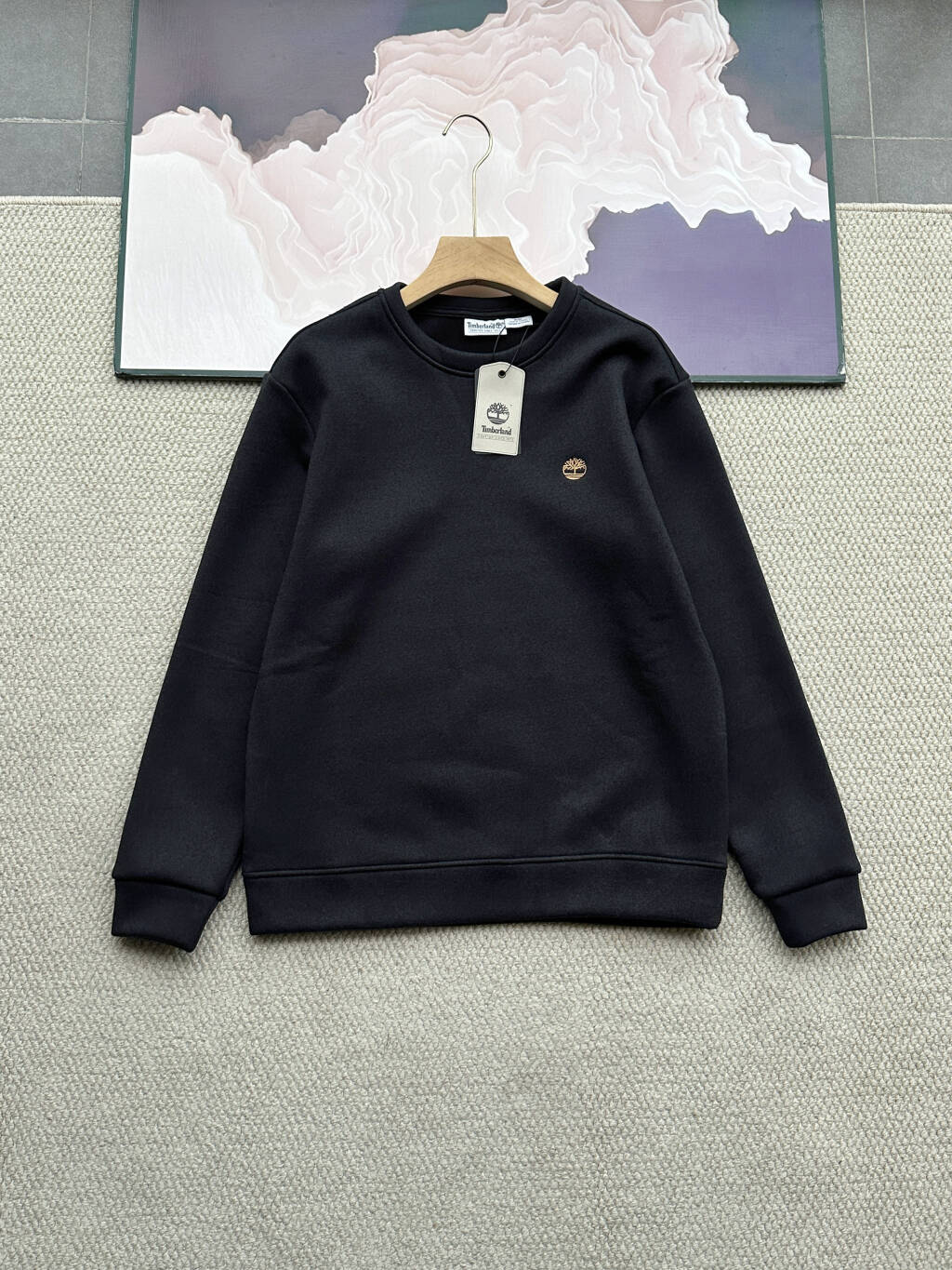 💰210
Timberland添柏岚冬季新款加绒卫衣。户外大牌最新基础款加绒🔥🔥卫衣,
新款 高品质 圆领刷毛珠地面料面感柔软舒适500克加厚加绒,小标刺绣!
经典一直在 永不过时的款 保持一贯的精工重工水准,胸口经典大树logo刺绣工艺 日常休闲通勤款,运动户外兼备款!!内搭单穿都合适!制作工艺令人惊叹绝无仅有,面料是重中之重 采用最新符合抓绒技术刷毛外层高级混纺卫衣布,内层加保温高科技棉,保温效果绝对一流。上手分量十足 妥妥的敦实手感 其次细节上全锁边布制作,并非普通款式卫衣做工,超细致的细节显得巧夺天工,质感超然,严谨的工艺和大厂的品质!!!超级适合怕冷的人!
黑色 灰色
尺寸M L XL XXL
适合120-180斤
M衣长66.5 胸围53.5 袖长62.5 袖口10 肩宽45.5
L衣长68.2 胸围55.5 袖长63.5 袖口10.5 肩宽47.5
XL衣长69.9 胸围57.5 袖长64.5 袖口11 肩宽49.5
XXL衣长71.6 胸围59.5 袖长65.5 袖口11.5 肩宽51.5