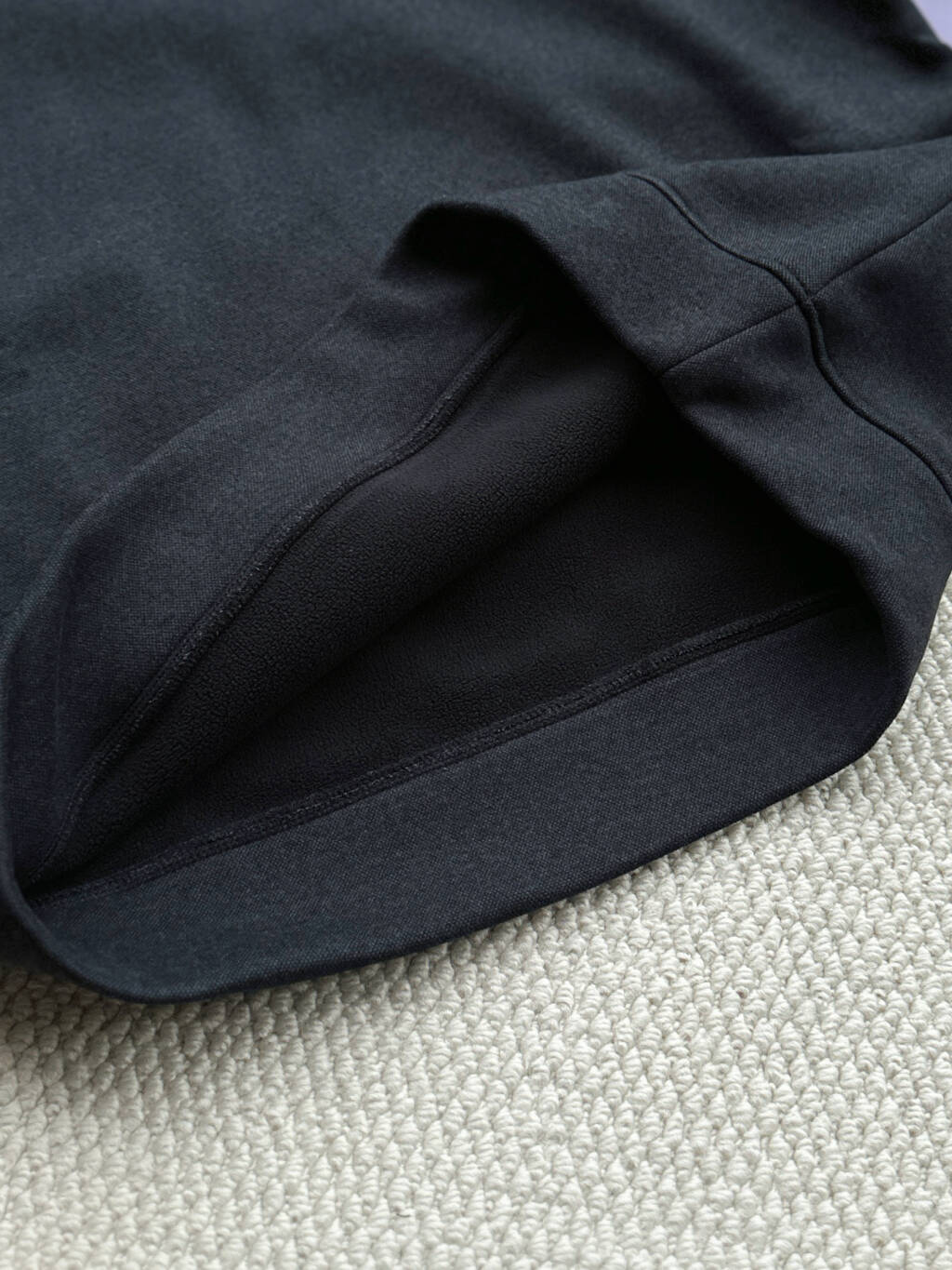 💰210
Timberland添柏岚冬季新款加绒卫衣。户外大牌最新基础款加绒🔥🔥卫衣,
新款 高品质 圆领刷毛珠地面料面感柔软舒适500克加厚加绒,小标刺绣!
经典一直在 永不过时的款 保持一贯的精工重工水准,胸口经典大树logo刺绣工艺 日常休闲通勤款,运动户外兼备款!!内搭单穿都合适!制作工艺令人惊叹绝无仅有,面料是重中之重 采用最新符合抓绒技术刷毛外层高级混纺卫衣布,内层加保温高科技棉,保温效果绝对一流。上手分量十足 妥妥的敦实手感 其次细节上全锁边布制作,并非普通款式卫衣做工,超细致的细节显得巧夺天工,质感超然,严谨的工艺和大厂的品质!!!超级适合怕冷的人!
黑色 灰色
尺寸M L XL XXL
适合120-180斤
M衣长66.5 胸围53.5 袖长62.5 袖口10 肩宽45.5
L衣长68.2 胸围55.5 袖长63.5 袖口10.5 肩宽47.5
XL衣长69.9 胸围57.5 袖长64.5 袖口11 肩宽49.5
XXL衣长71.6 胸围59.5 袖长65.5 袖口11.5 肩宽51.5