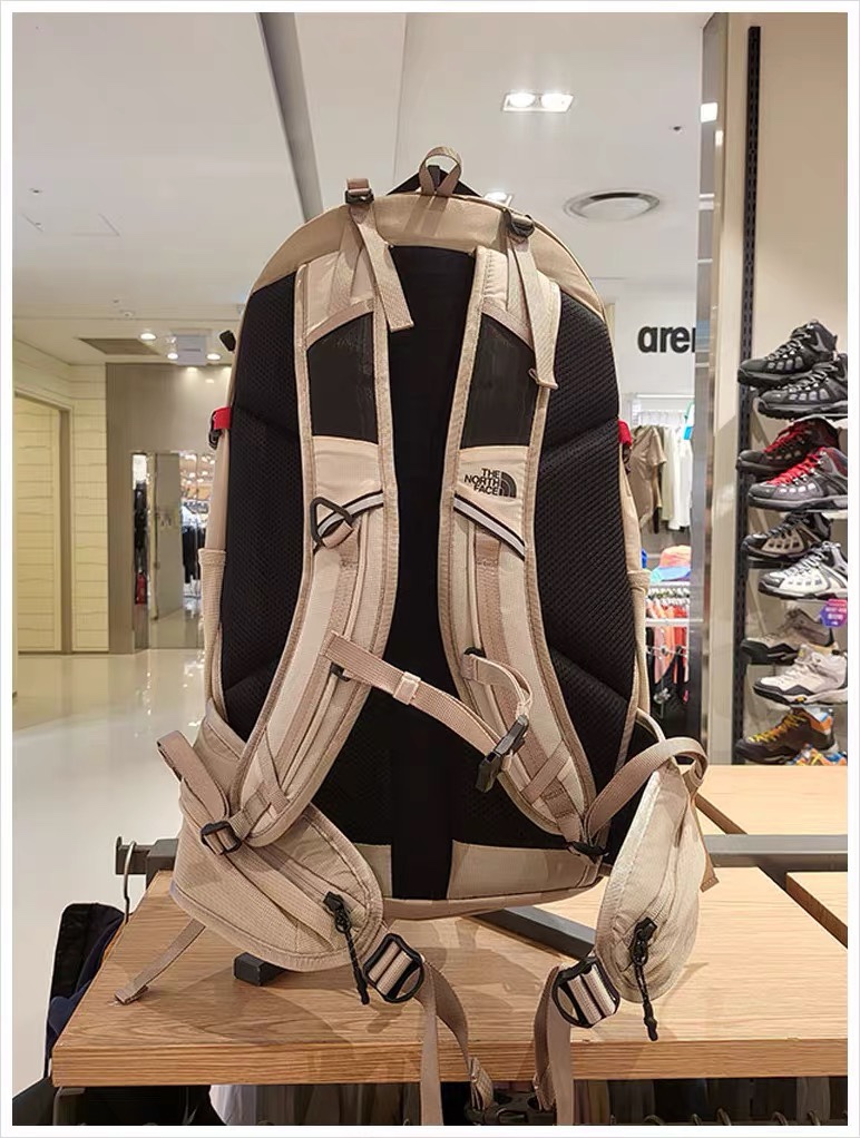 路易威登 Louis Vuitton 高定典藏名品高定成衣时装外套连衣裙衬衫T恤 #21D2D193 6