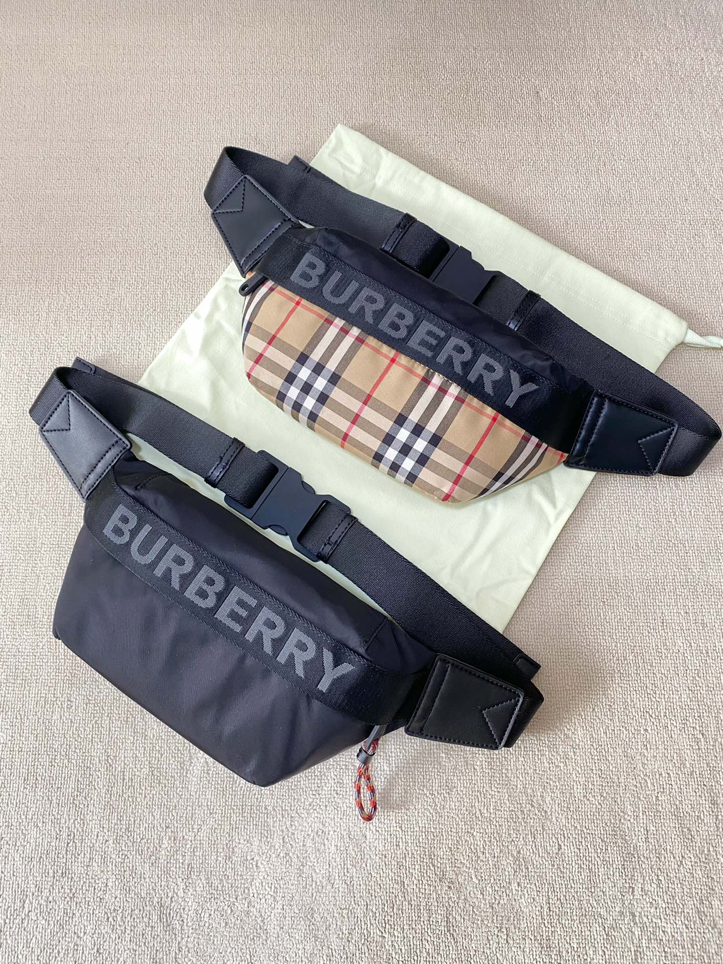 Classic Check and Letter Logo Belt Bag / Crossbody Pack (Unisex - Comprehensive 2