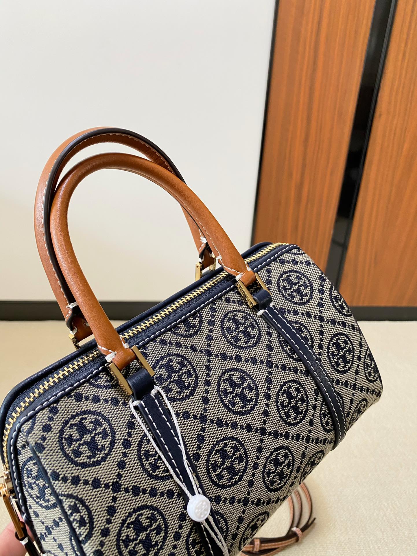 瓦莱斯特拉 Valextra 高定典藏经典高奢皮具手袋托特包斜挎包女包 #1BB79D00 2