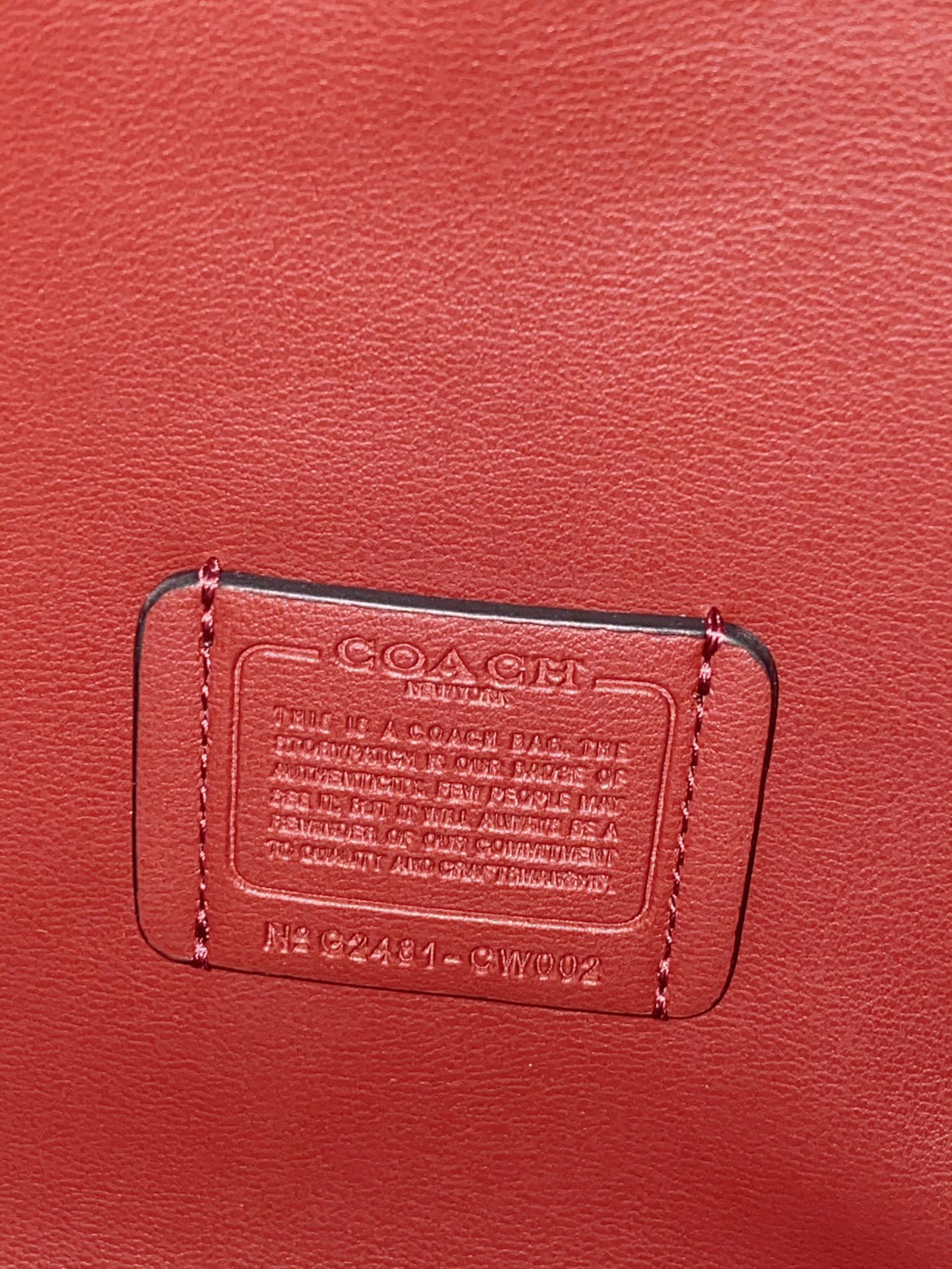 Full of relaxation and textureTurn lock&buckle design, continuation of c - Comprehensive 6