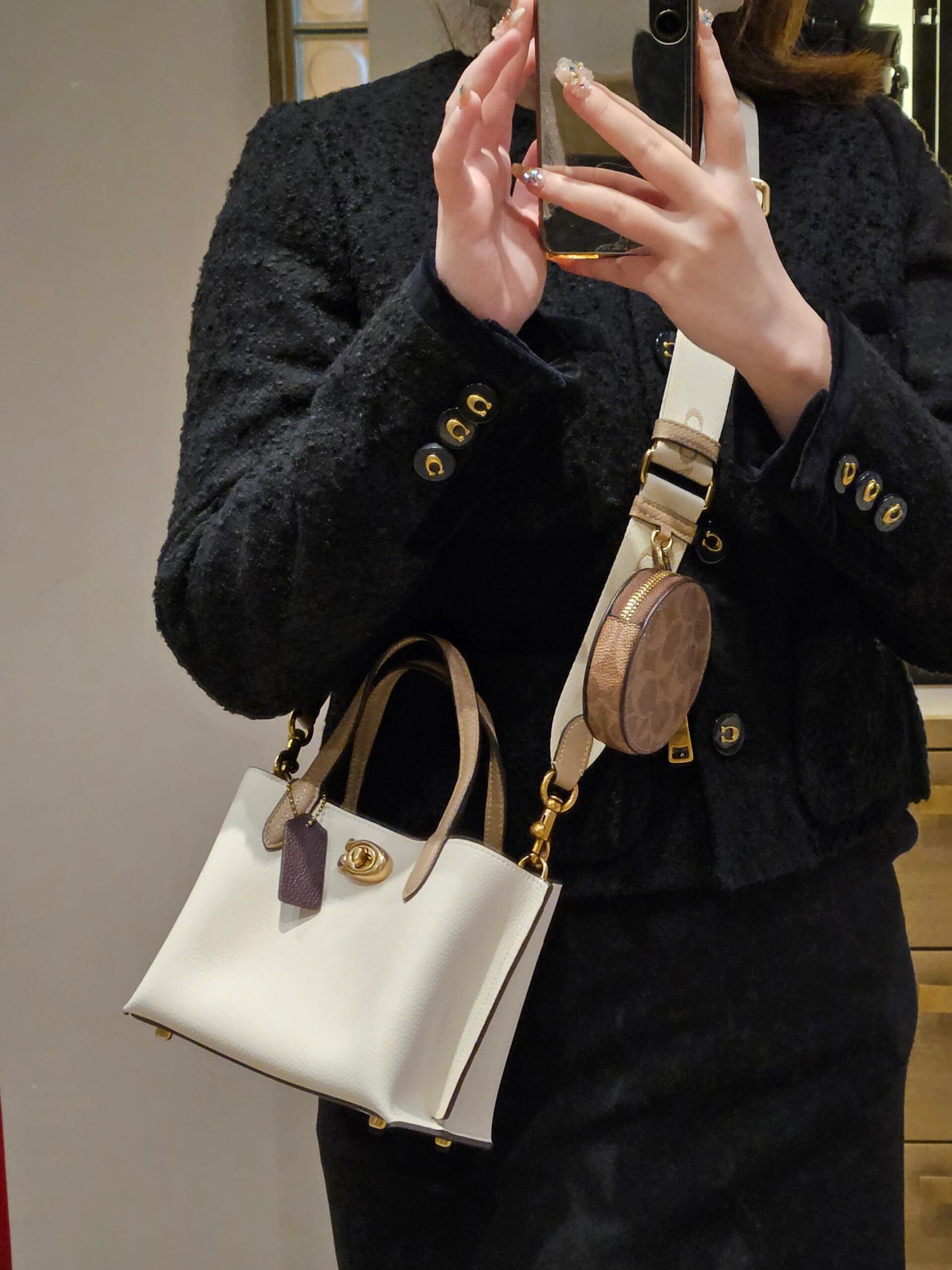 COACH Willow Tote - Comprehensive 6