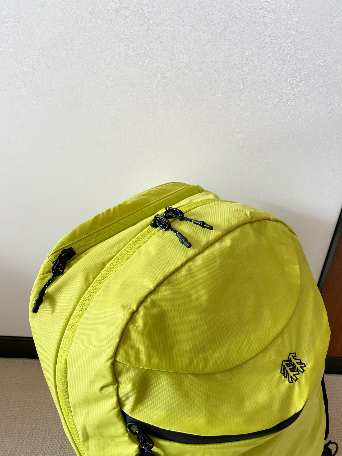 Made of high-quality materials, durable and comfortable, carrying it, en - Comprehensive 7