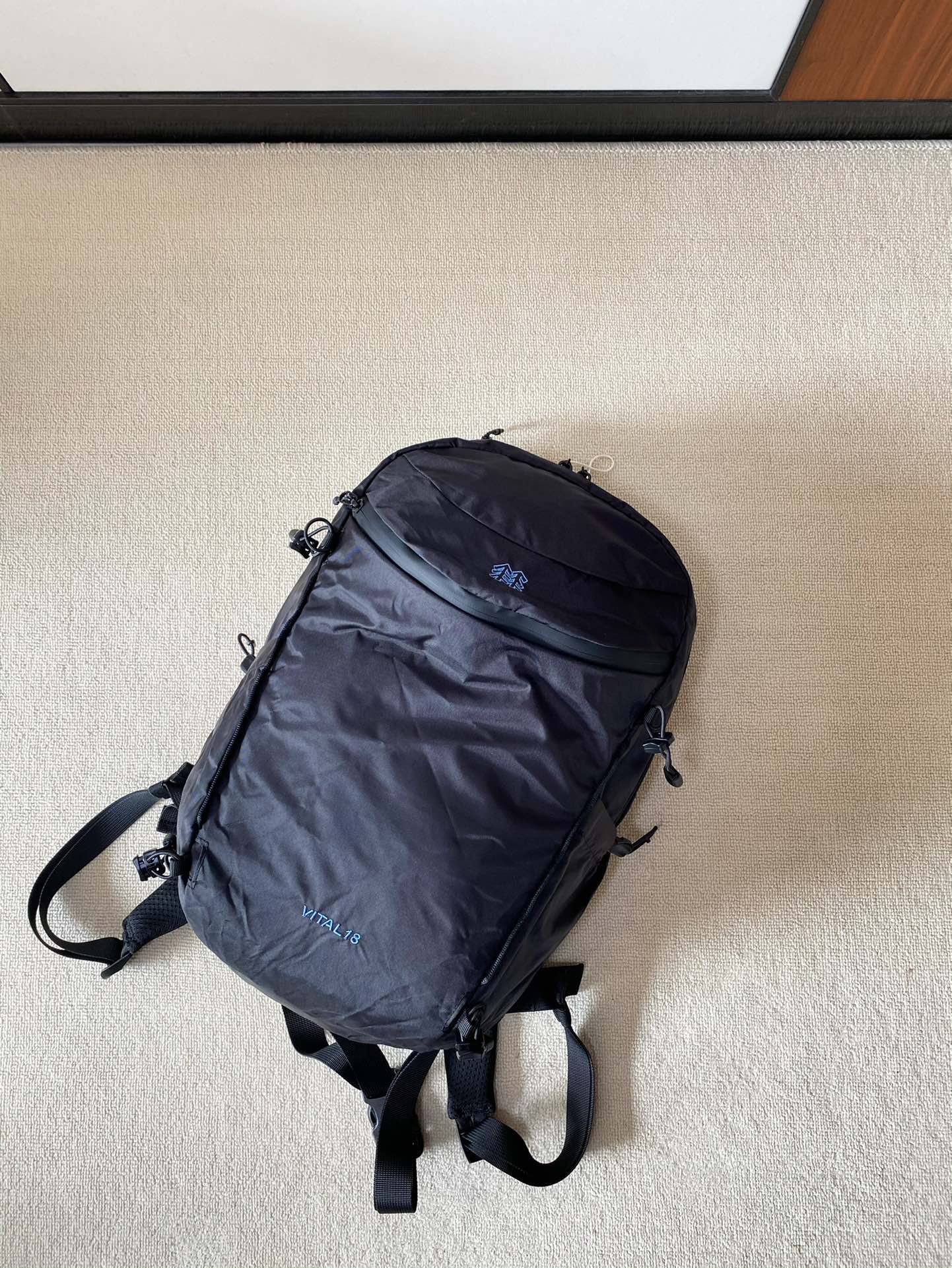 the Kolon backpack transitions effortlessly from urban environments to - Comprehensive 2