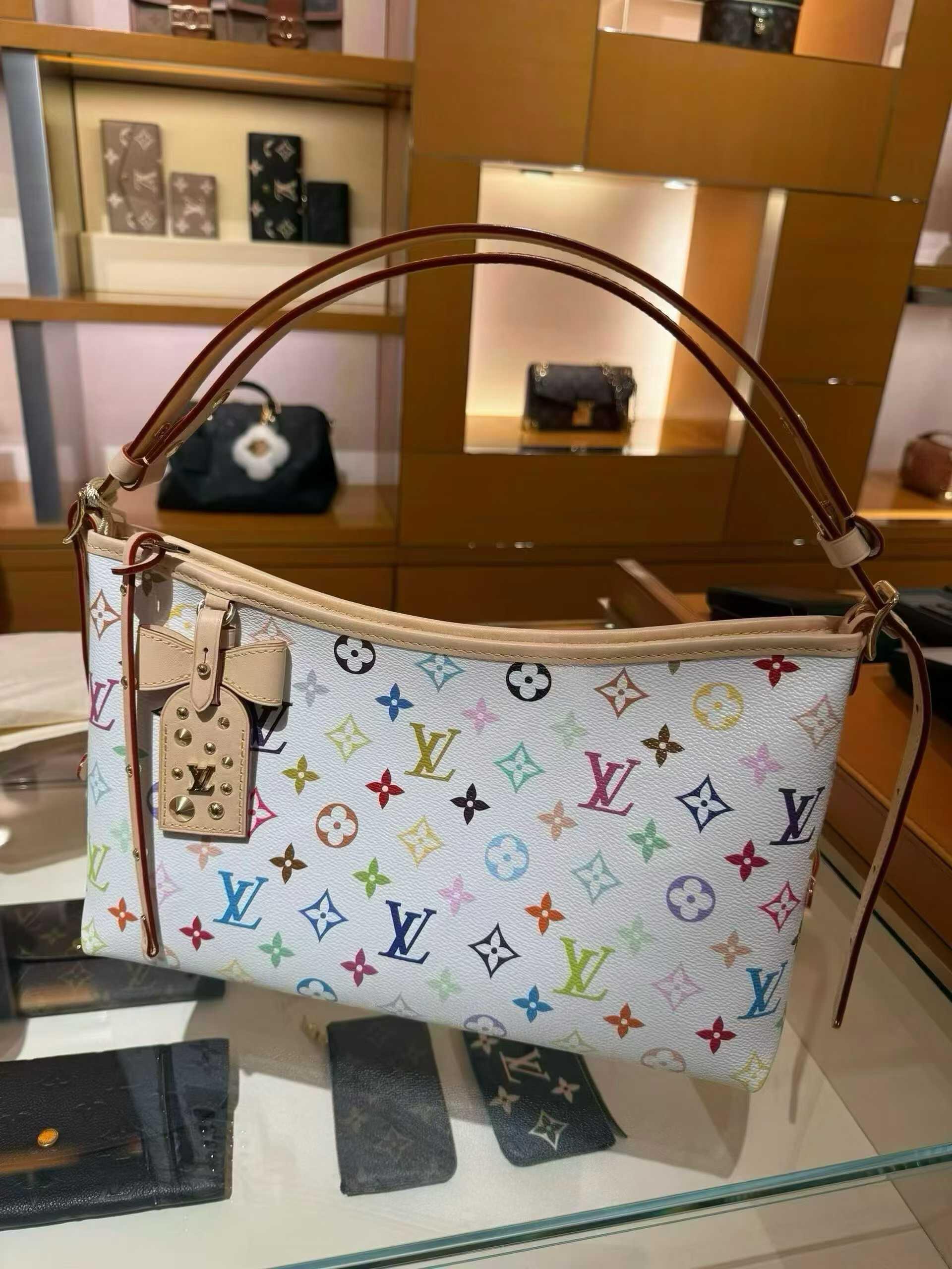 Louis Vuitton Luxury Handbag Collection 3