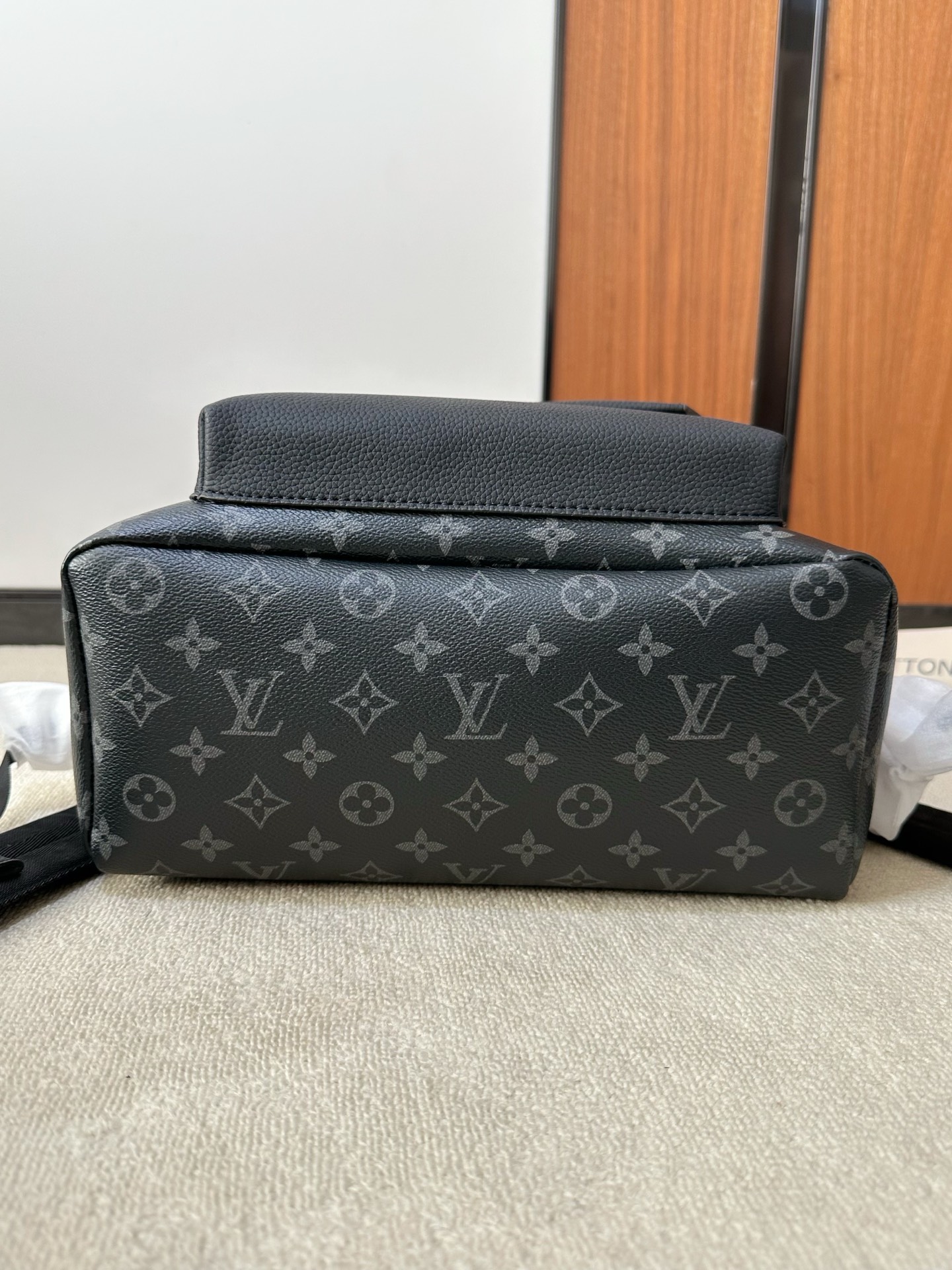 lv TAKEOFF 男士双肩包 5