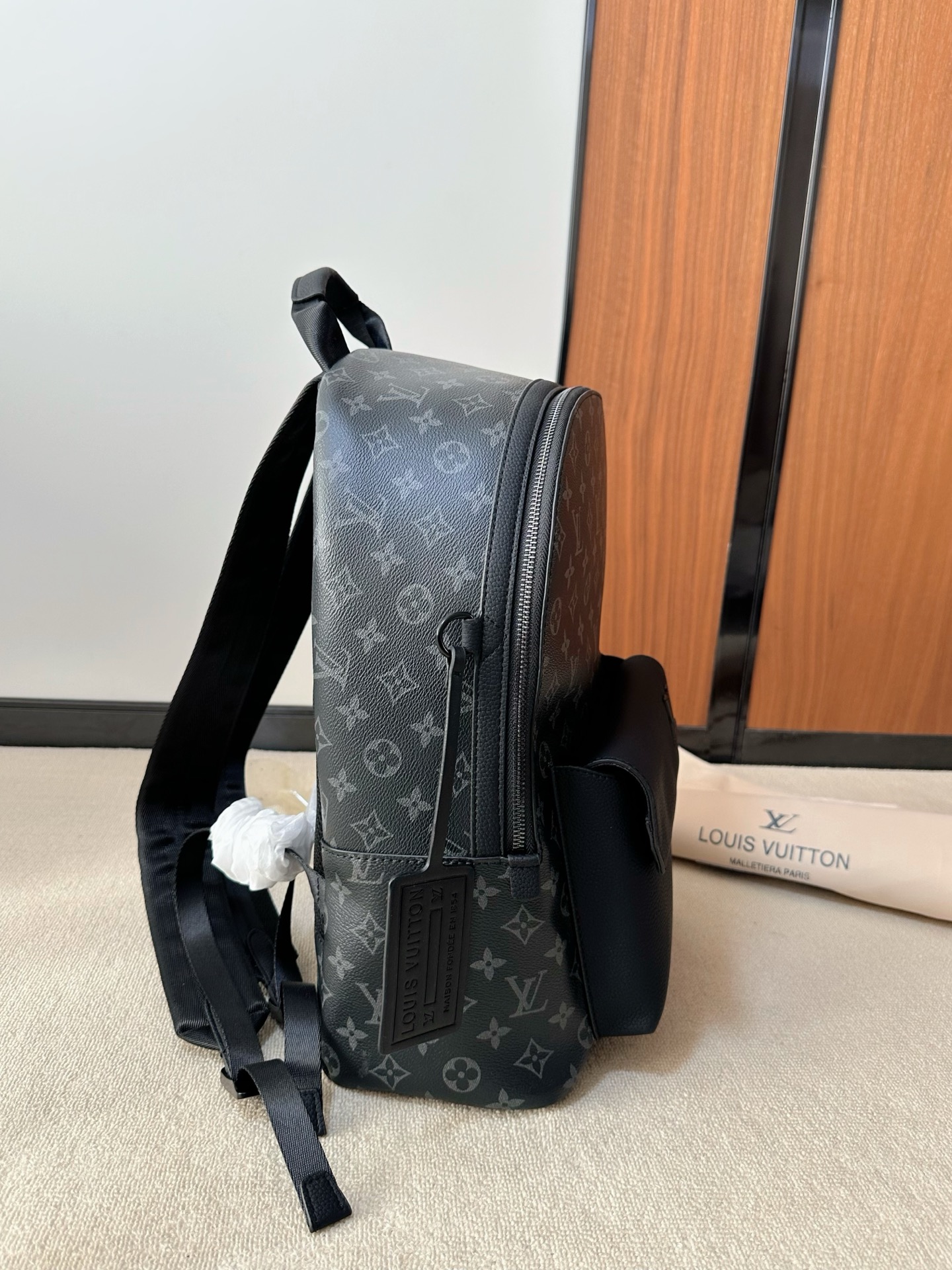 lv TAKEOFF 男士双肩包 4