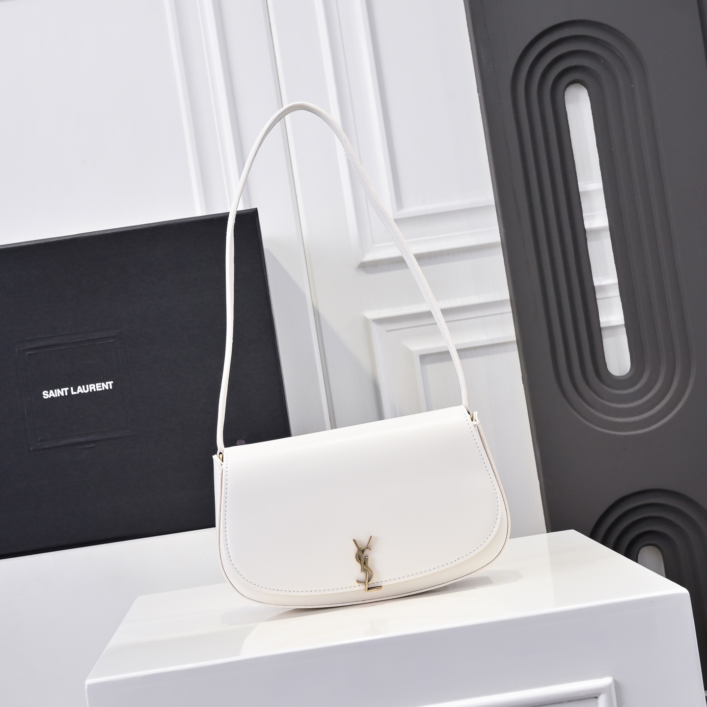 Voltaire mini _ Cassandra Y 779642 17.5×13.5×5cm Novità