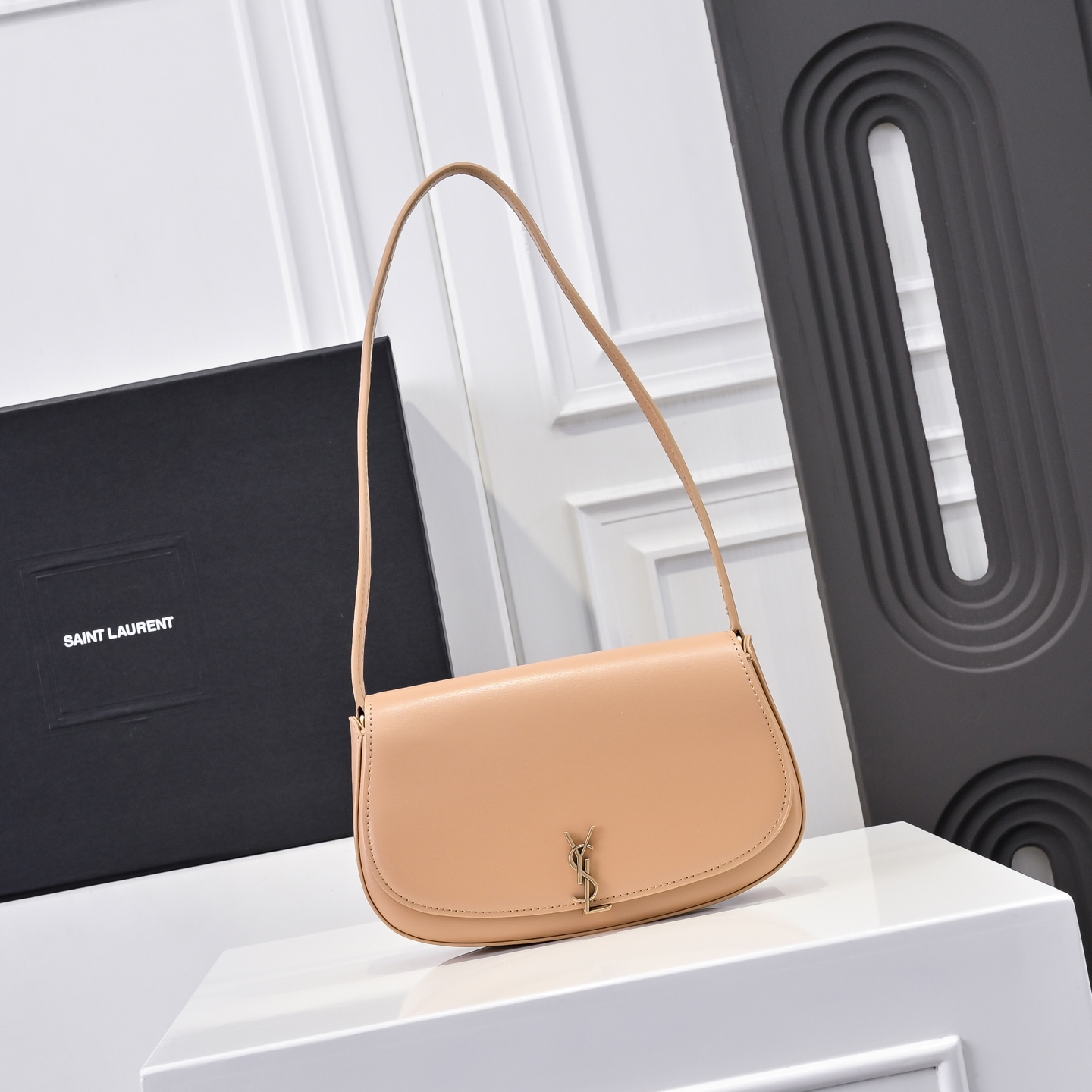 Voltaire mini _ Cassandra Y 779642 17.5×13.5×5cm Novità
