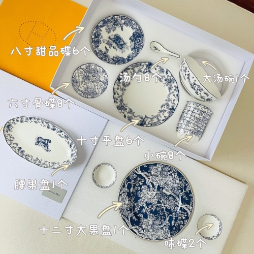 Exquisite 41-Piece Dinnerware Set - Elegant Dining for Memorable Occasions 1 Exquisite 41-Piece Dinnerware Set - Elegant Dining for Memorable Occasions