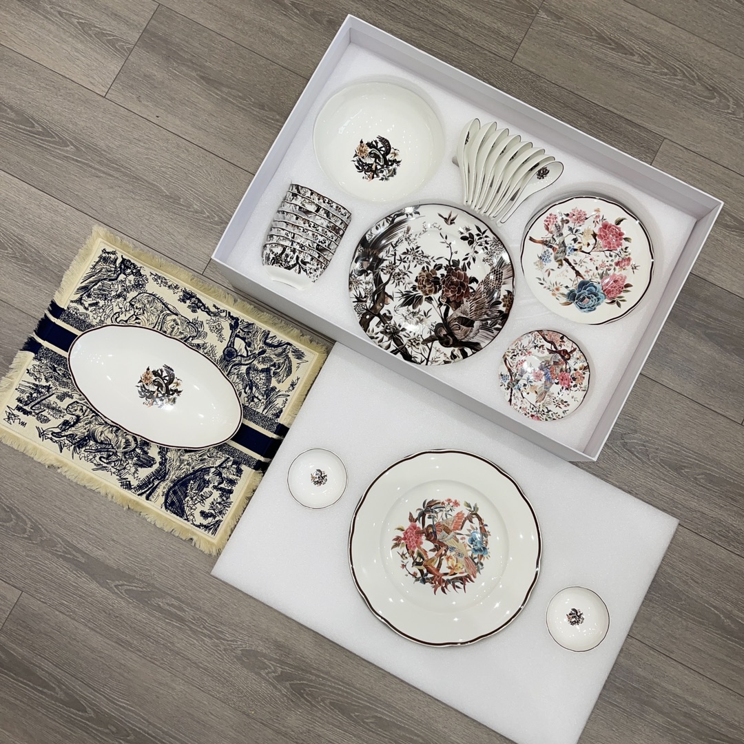 Dior Maison Winter Garden 41-Piece Dinnerware Set - Elegant Tableware Collection