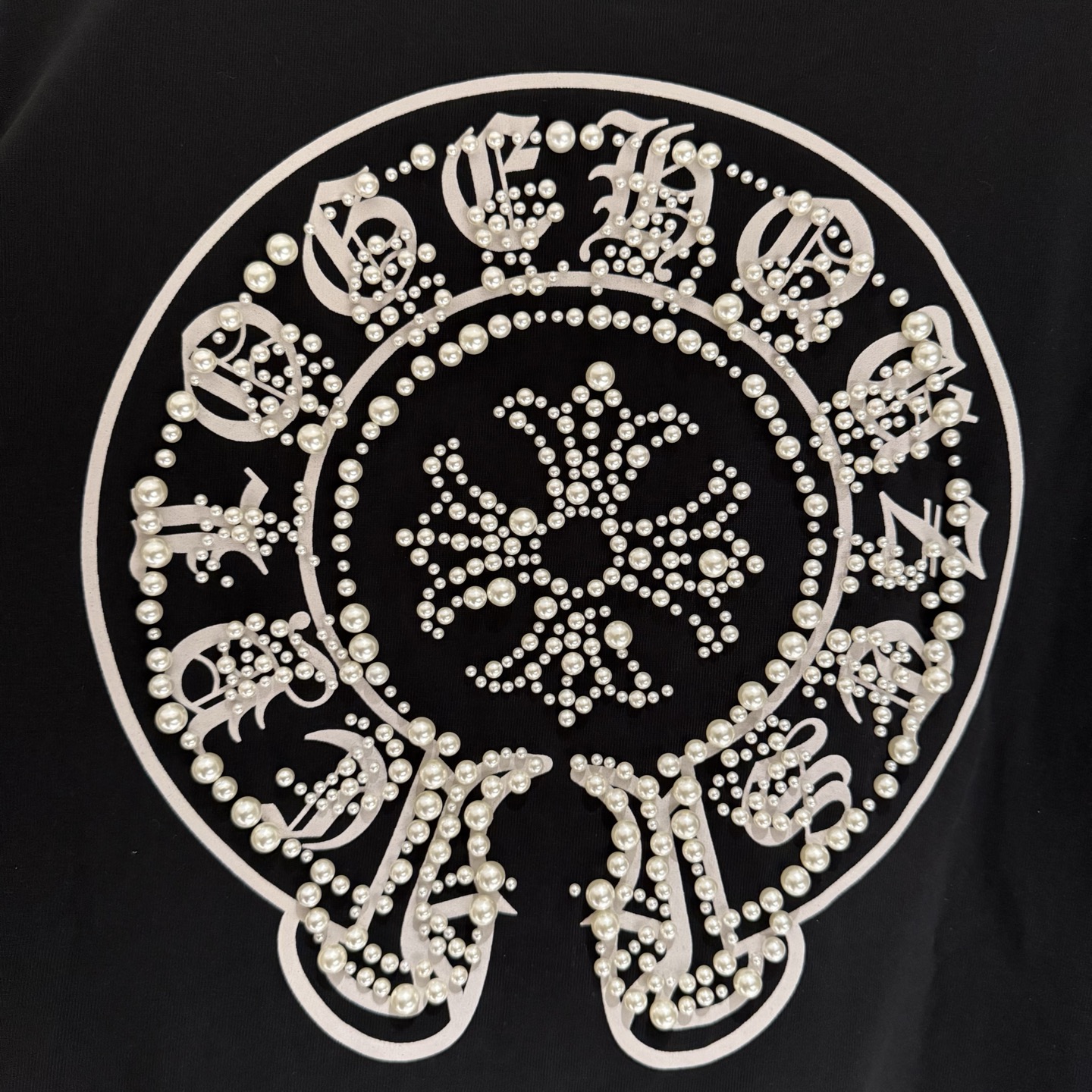 Chrome Hearts Long Sleeve T-Shirt: Heavyweight Fabric, Distressed Hem, Stylish Fit 8 i1756519525638 773 0 7