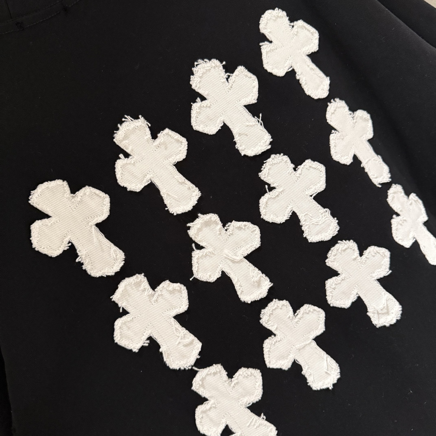 【严控品质】CH克罗心新款贴布绣半袖T恤 重磅340克双纱面料 前幅立体绣 后幅贴布绣 满满潮流元素 整