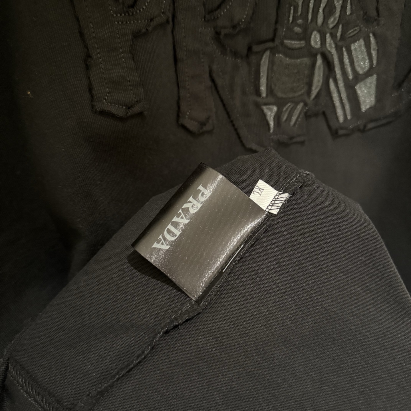 【严控品质】PRADA普拉达新款贴布绣半袖T恤 重磅340克双纱面料 前幅立体绣 后幅贴布绣 满满潮流元