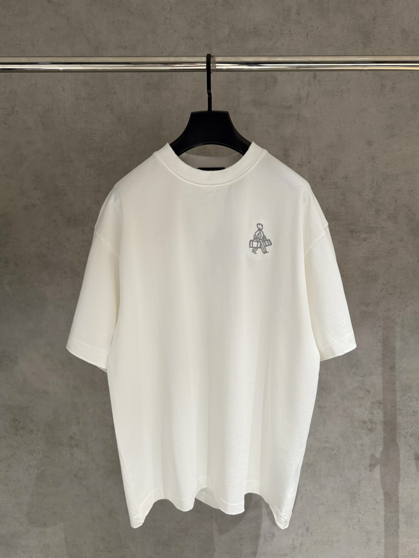 【严控品质】PRADA普拉达新款贴布绣半袖T恤 重磅340克双纱面料 前幅立体绣 后幅贴布绣 满满潮流元