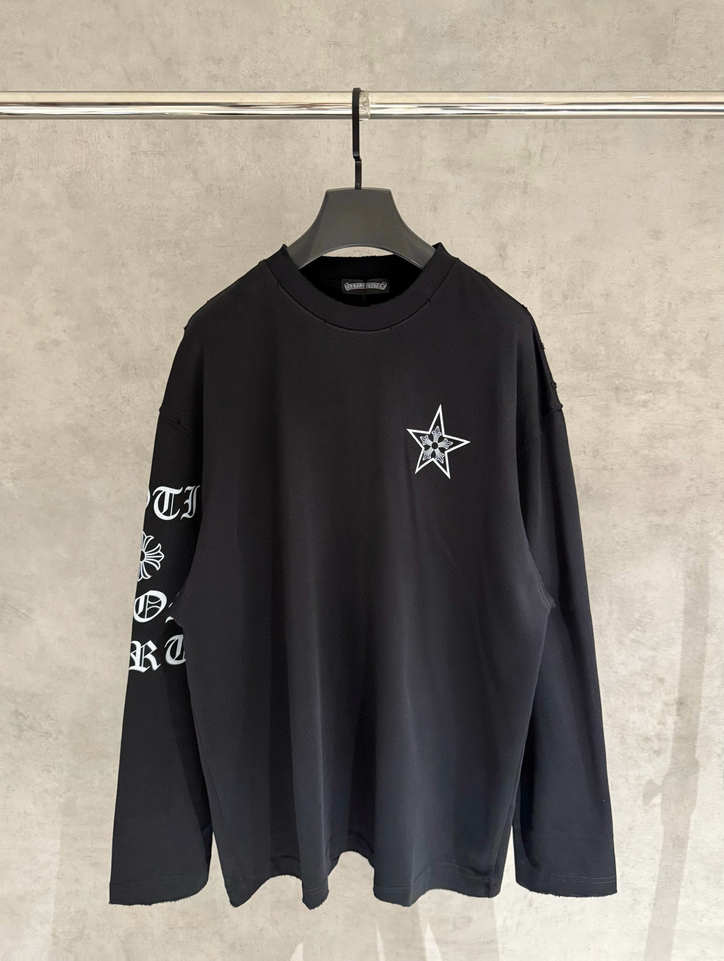 חולצת Chrome Hearts שרוולים ארוכים אדנורית בירות