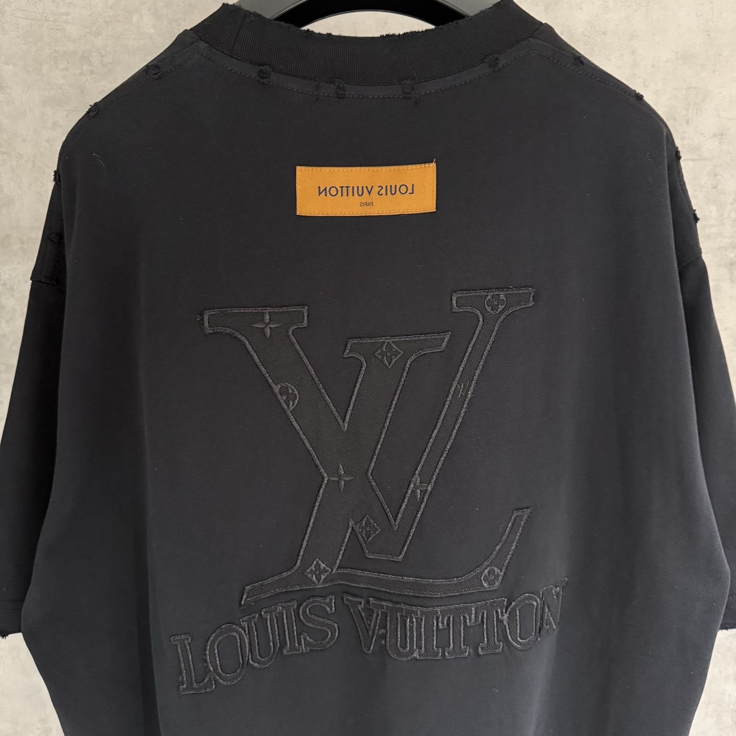 【严控品质】Lv路易威登新款贴布绣半袖T恤 重磅340克双纱面料 前幅立体绣 后幅贴布绣 满满潮流元素 