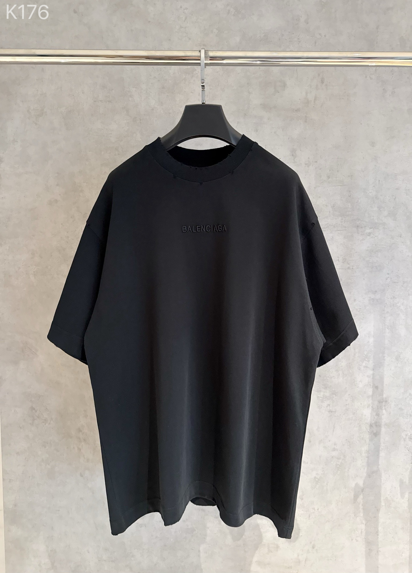 Balenciaga 严控品质巴黎世家Balenciaga新款重磅T恤