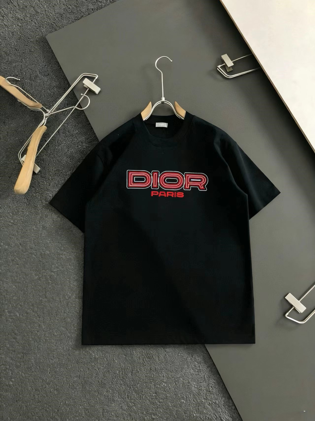 P90 Dio 2025 Camiseta de manga corta de nuevo estilo primavera y verano para hombres y mujeres, ¡disponible en mostrado…