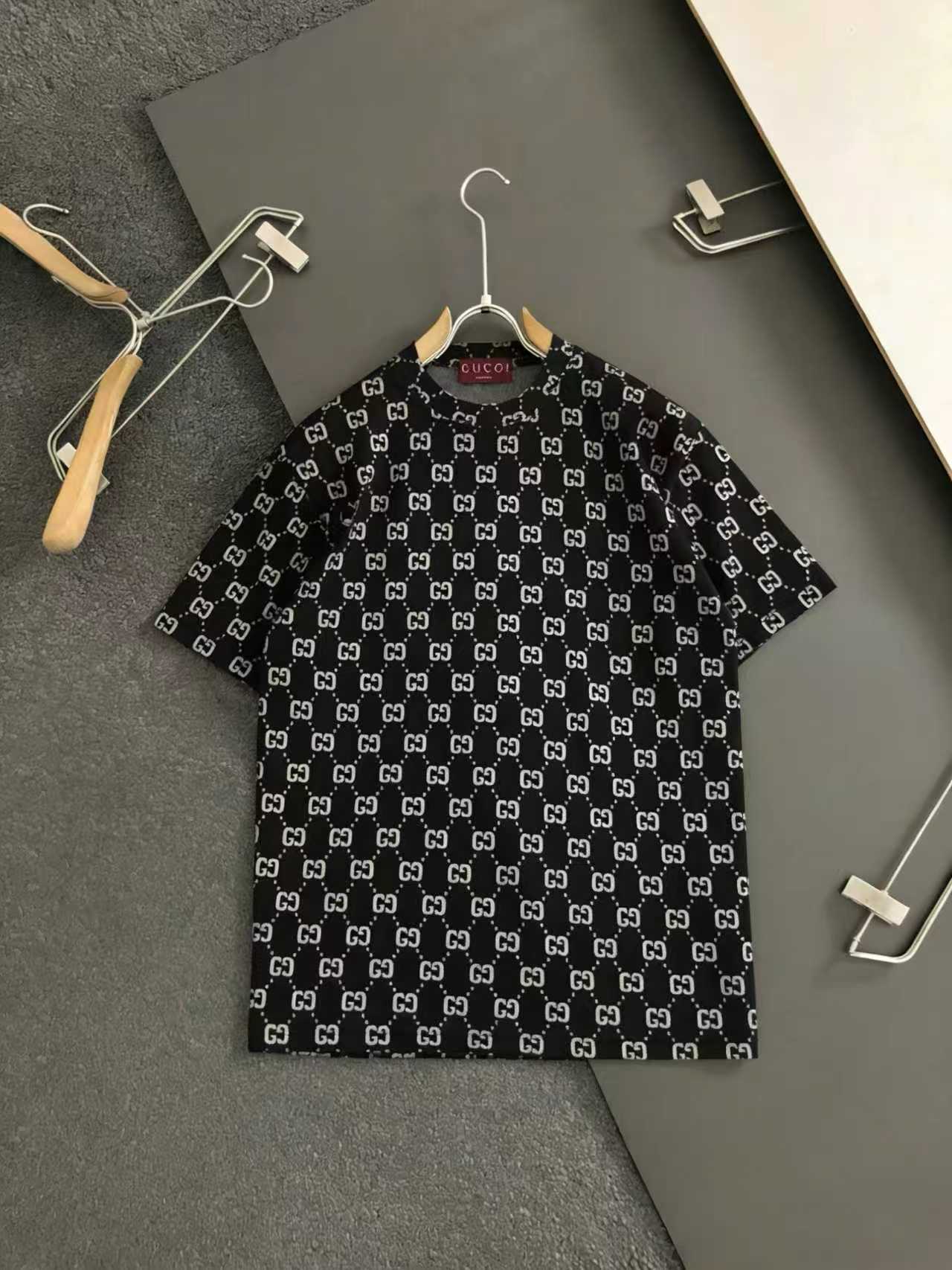 P90 GUCCI tela jacquard, tela suave y agradable al tacto. Tallas: S M L XL XXL