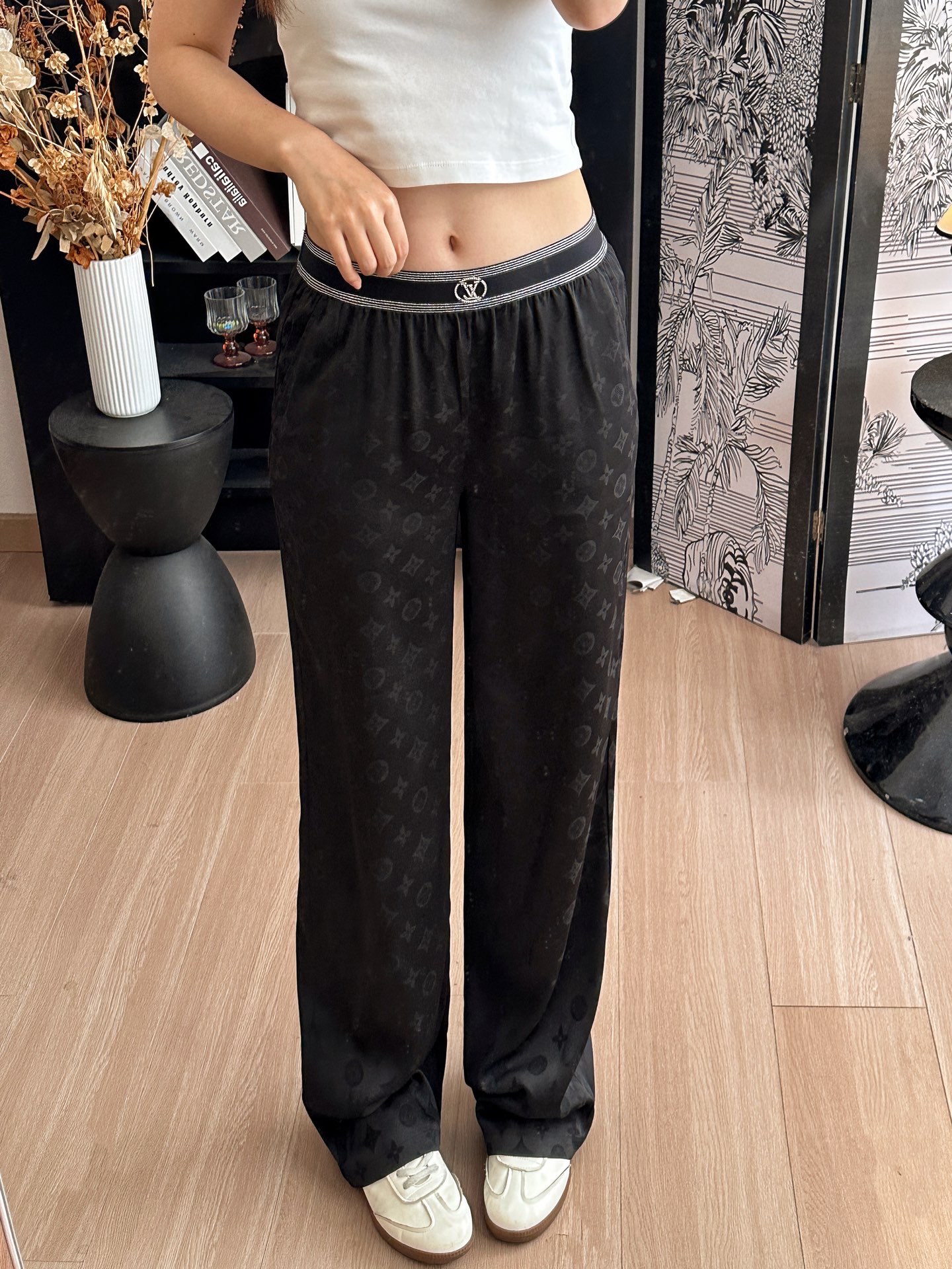 루이비통 여성 바지 129700 Louis Vuitton Pants 썸네일 이미지