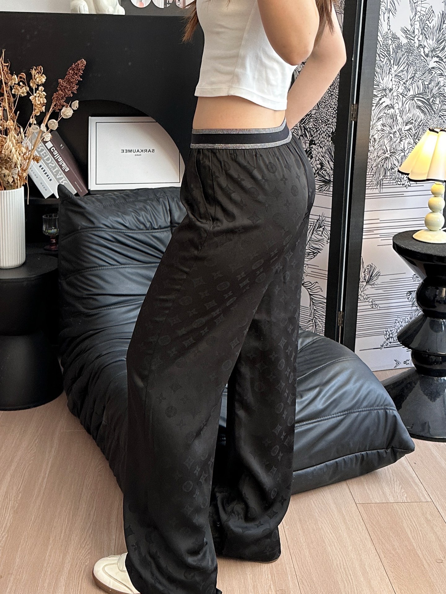 루이비통 여성 바지 129700 Louis Vuitton Pants 썸네일 이미지