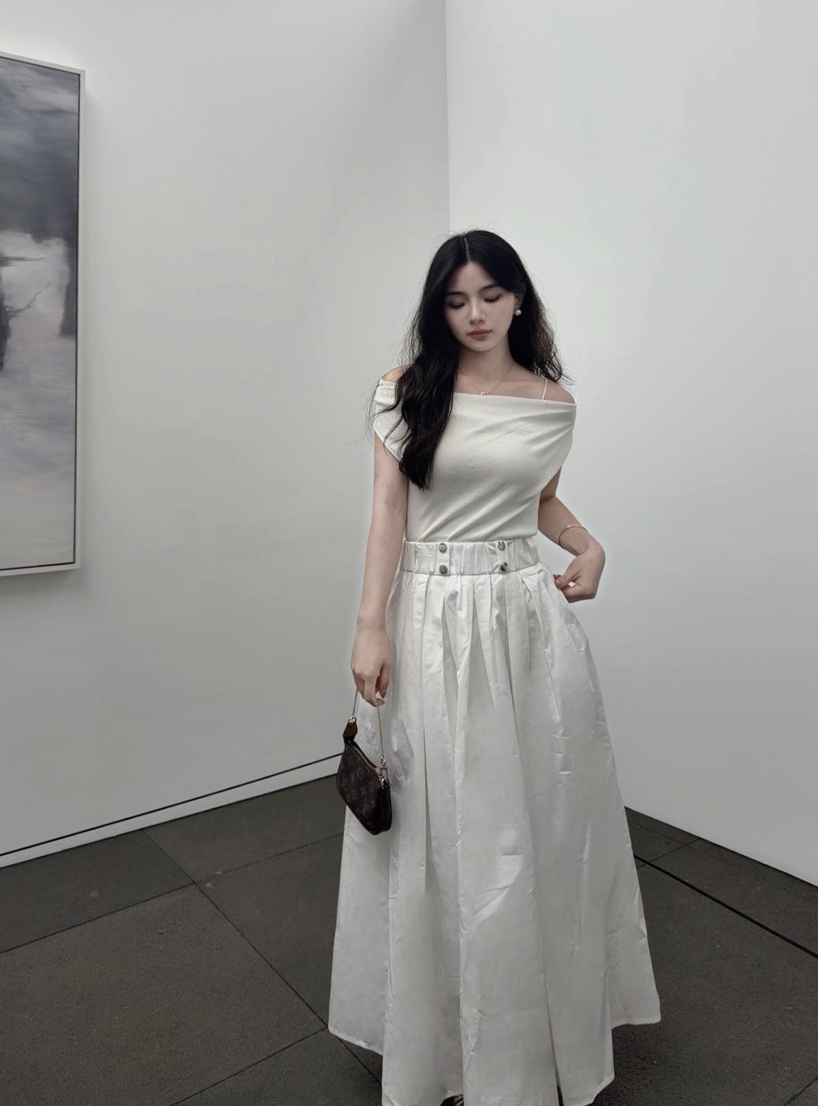 프라다 하이웨스트 A라인 미디 스커트 129670 이미지 4