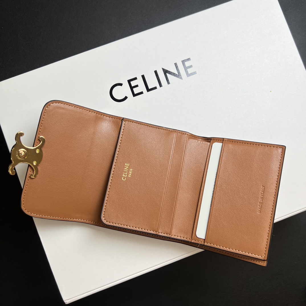 Celine Triomphe Metal Button Wallet: Stylish, Compact, Durable Design for Everyday Use - 图片 8
