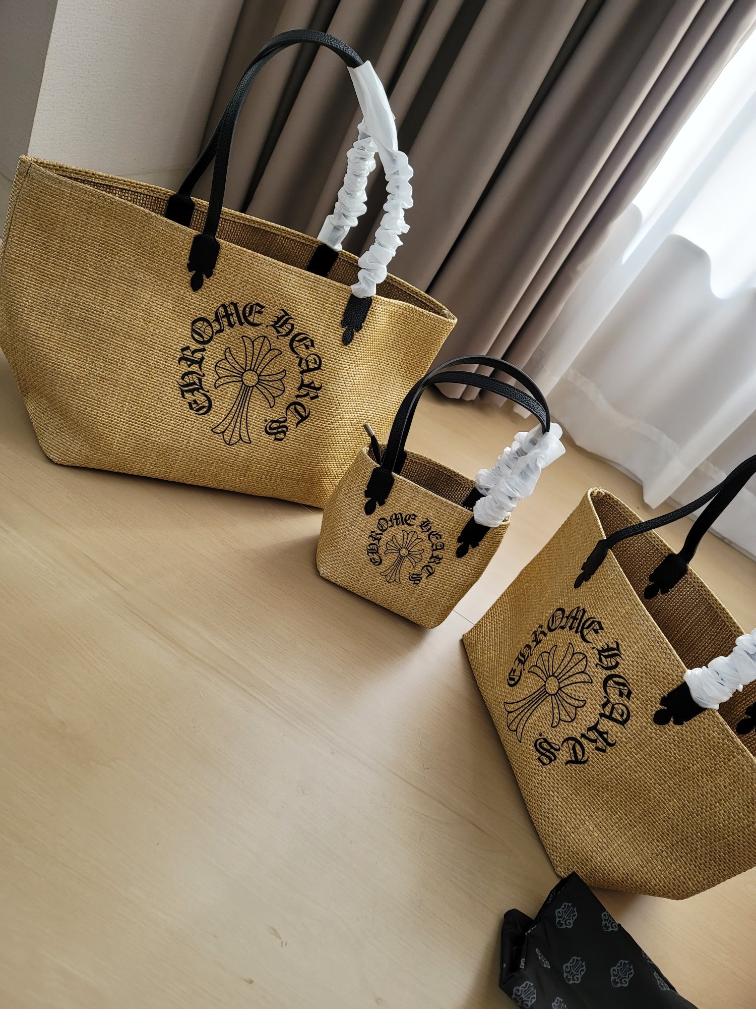 Chrome Hearts Raffia Woven Horseshoe Beach Tote Bag with Pouch