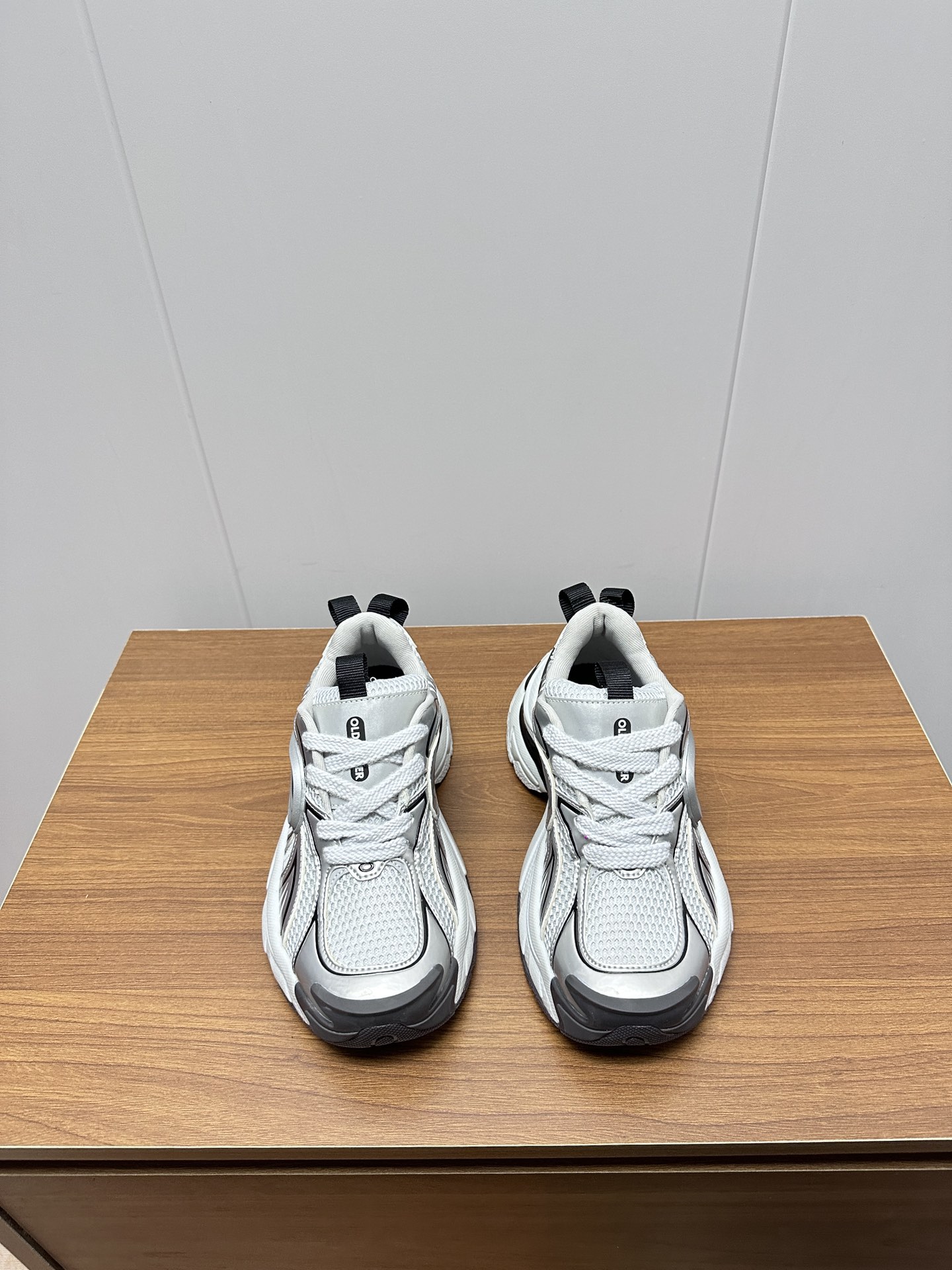 “Old Order Turbo GT Sneakers: P800 Factory Design, TPU Leather Mix, Size 35-40” - 图片 4