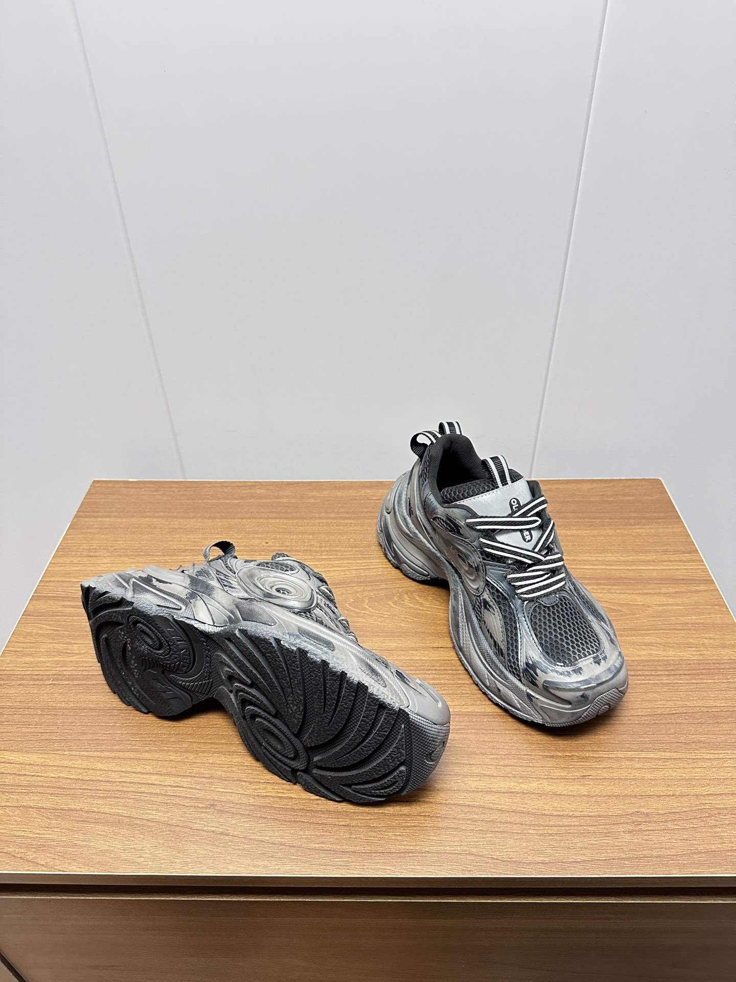 P800 Turbo Runner Shoes with O-Turbo Design and TPU-Leather Mix - 图片 3