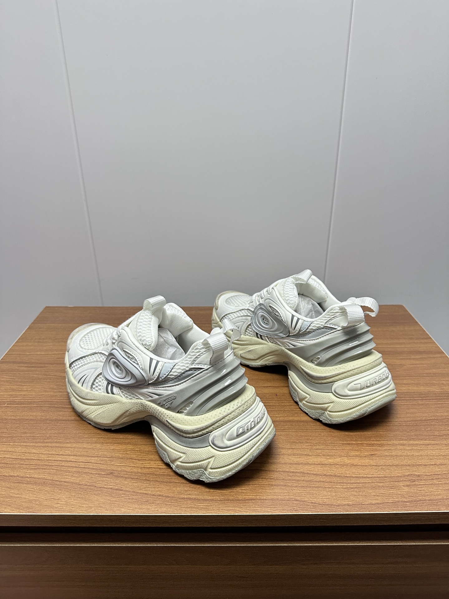 “Old Order Turbo GT Sneakers with TPU-Leather Mix and Web Fabric Bottom” - 图片 5