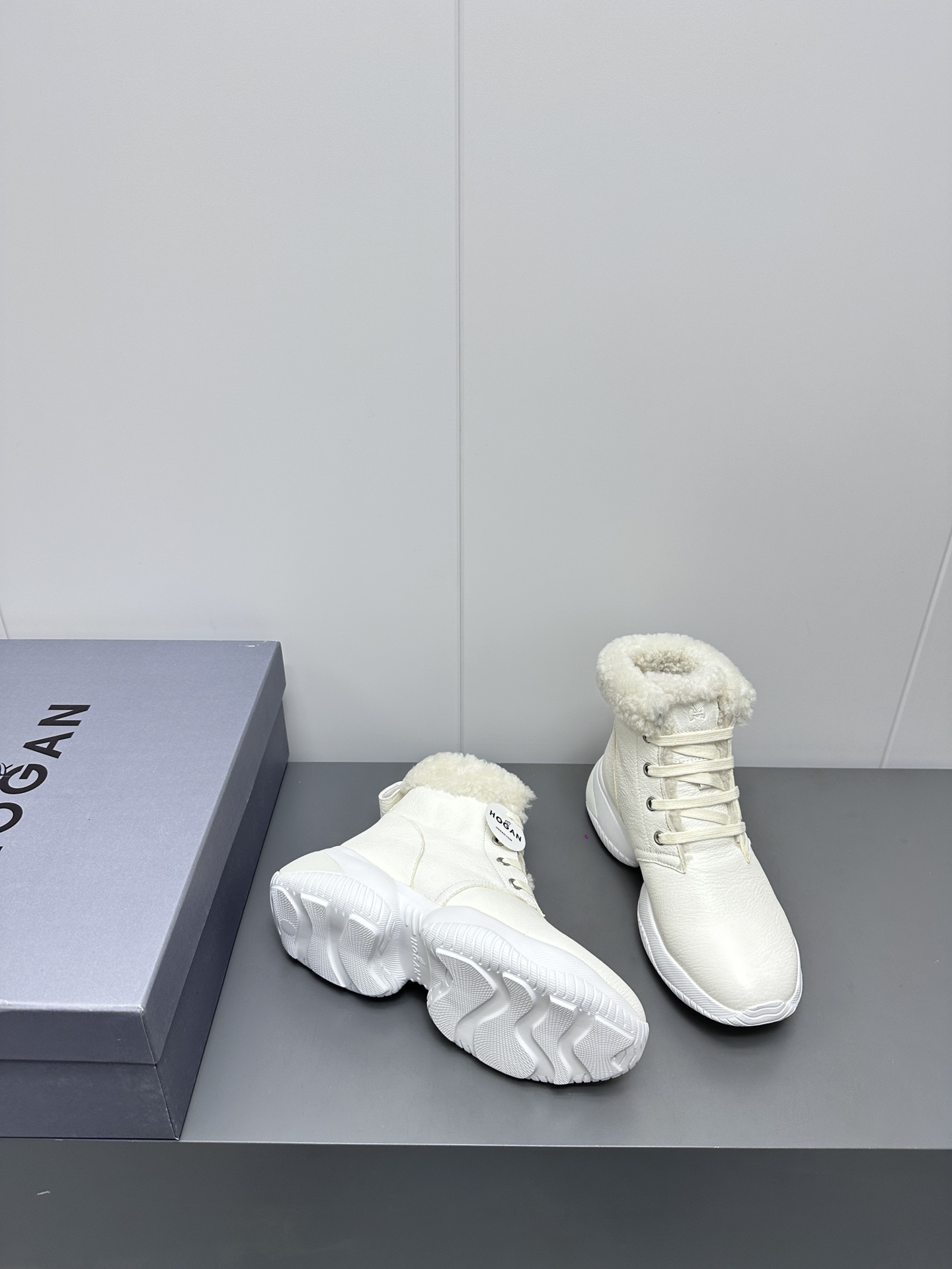 HOGAN P1025 Combat Winter Boots with Wool and Leather, Memory Foam Insole - 图片 3