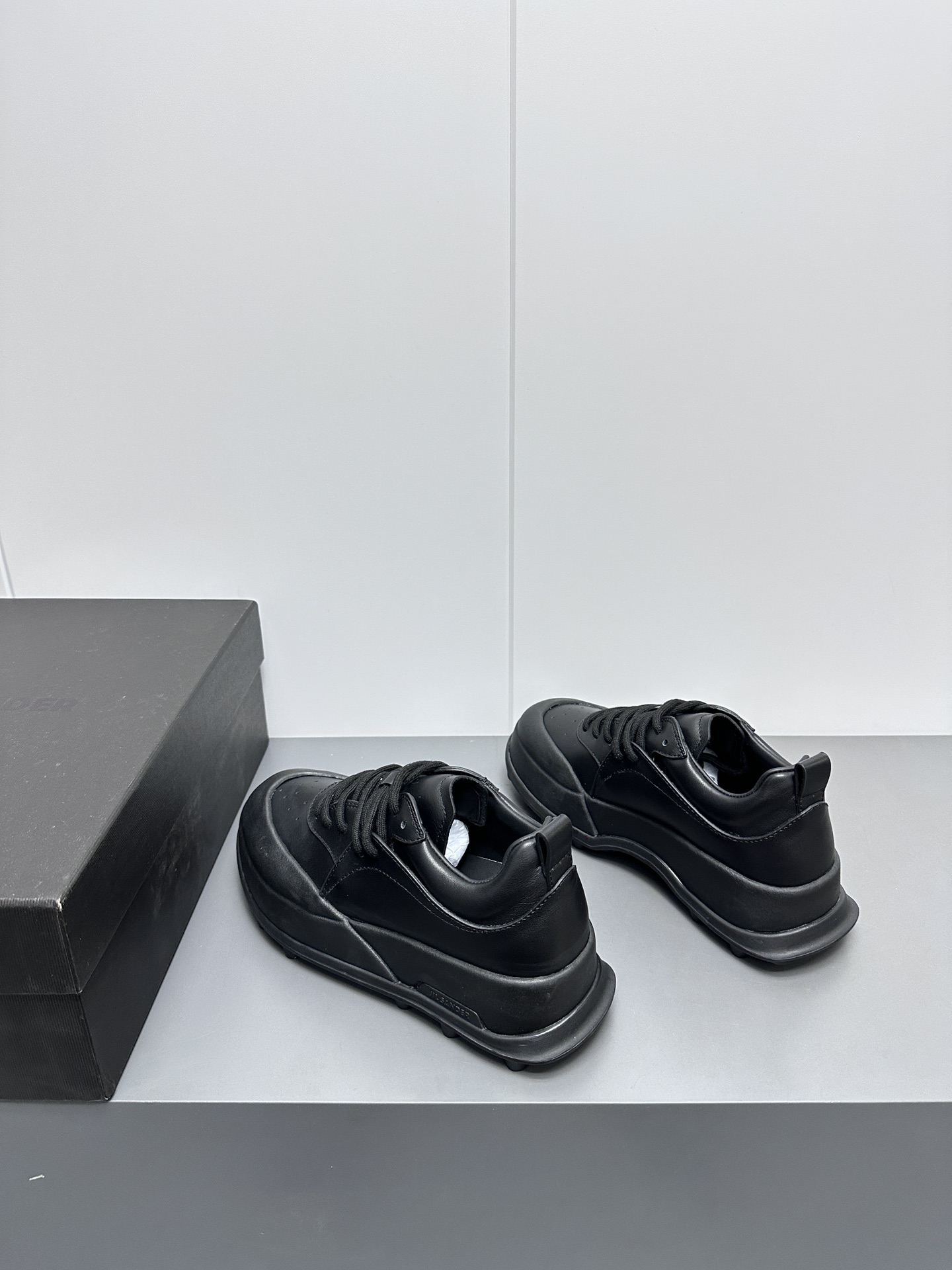 New Arrival: P782 Plant Sports Shoes with Lightweight Soles for Fashionable Comfort - 图片 5