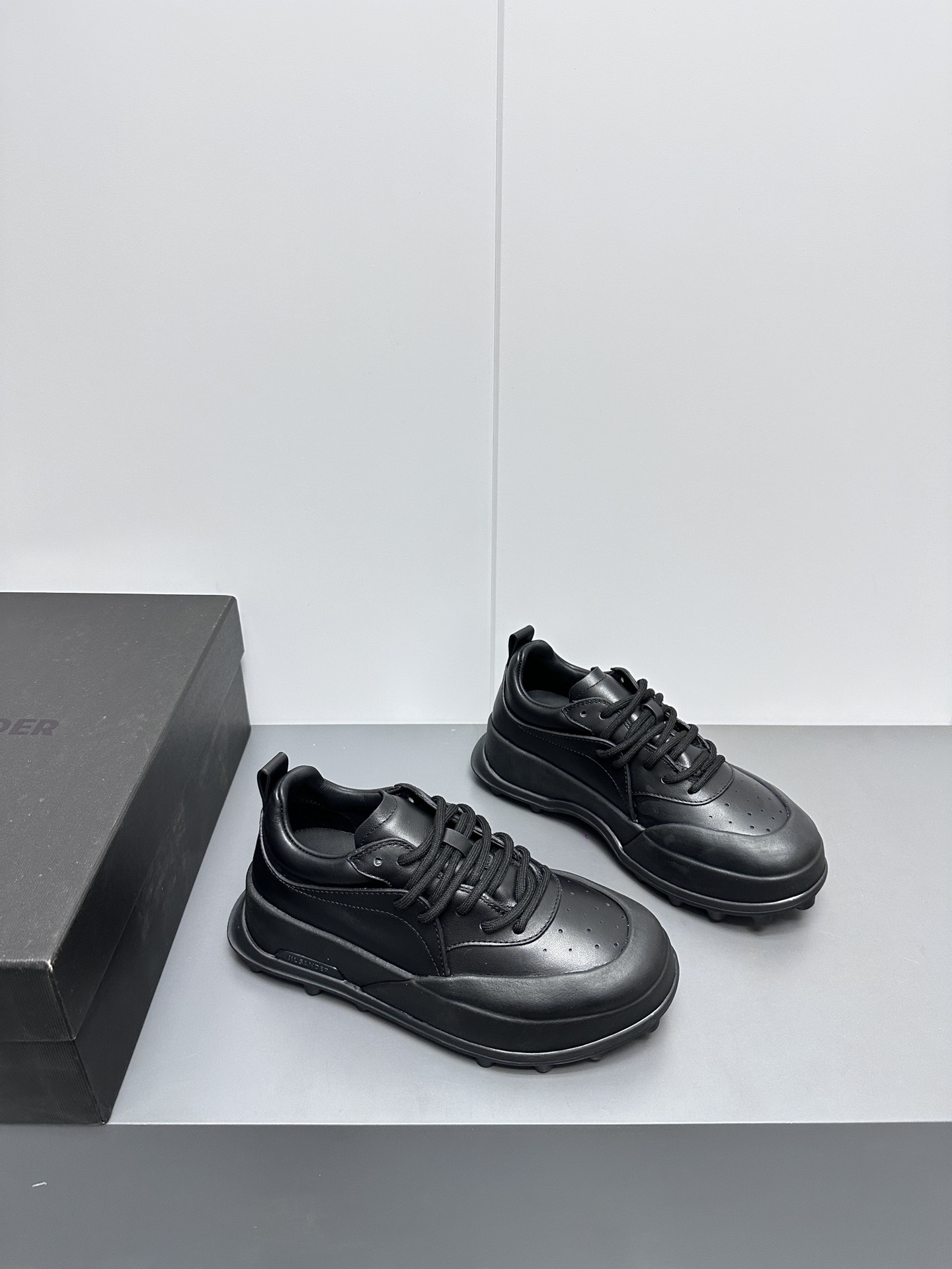 New Arrival: P782 Plant Sports Shoes with Lightweight Soles for Fashionable Comfort - 图片 2