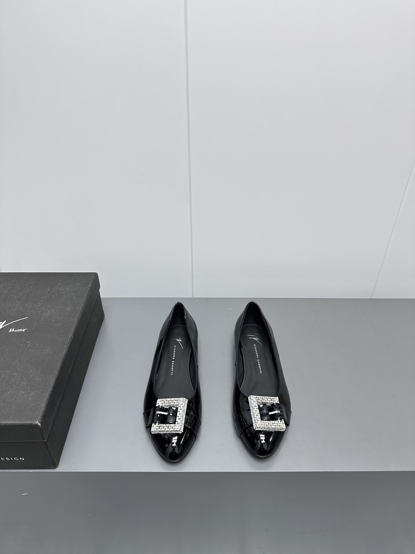 Italian Imported Slipper Shoes with 10cm Heel and PVC-Long Insulator, Top Quality. - 图片 4