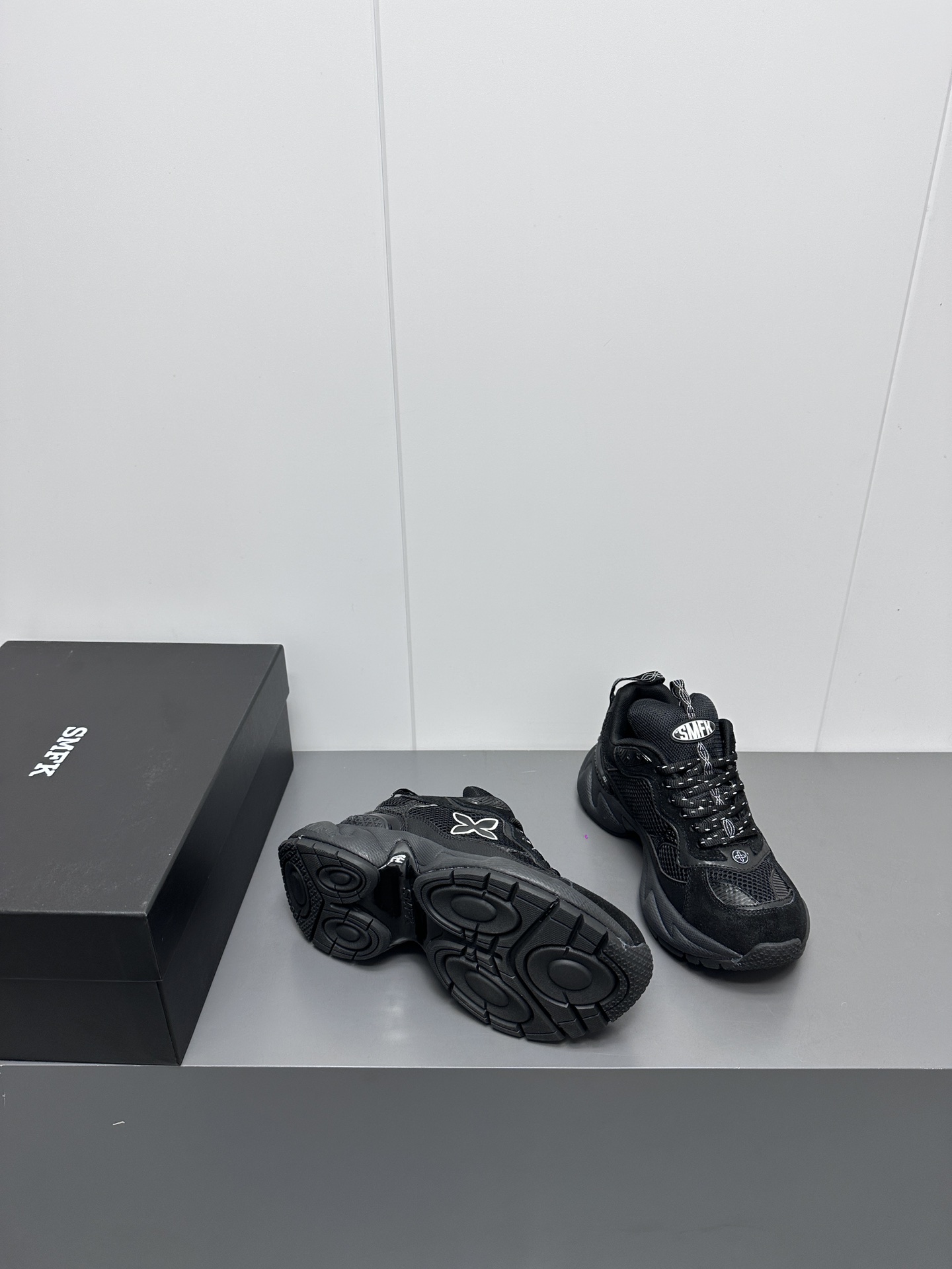 High-quality Plant P725 Shoes with Zirconium Fabric and Custom Air-Traffic Network. - 图片 3