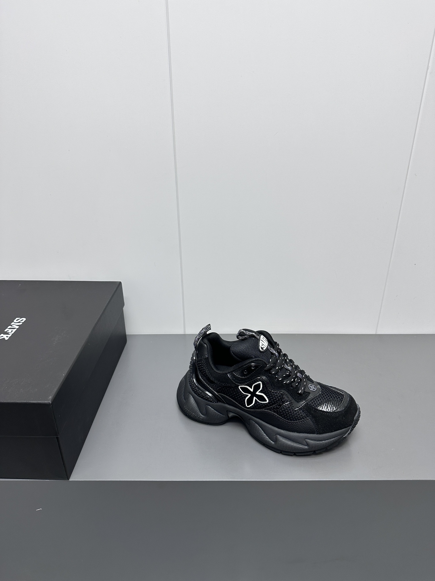High-quality Plant P725 Shoes with Zirconium Fabric and Custom Air-Traffic Network. - 图片 6