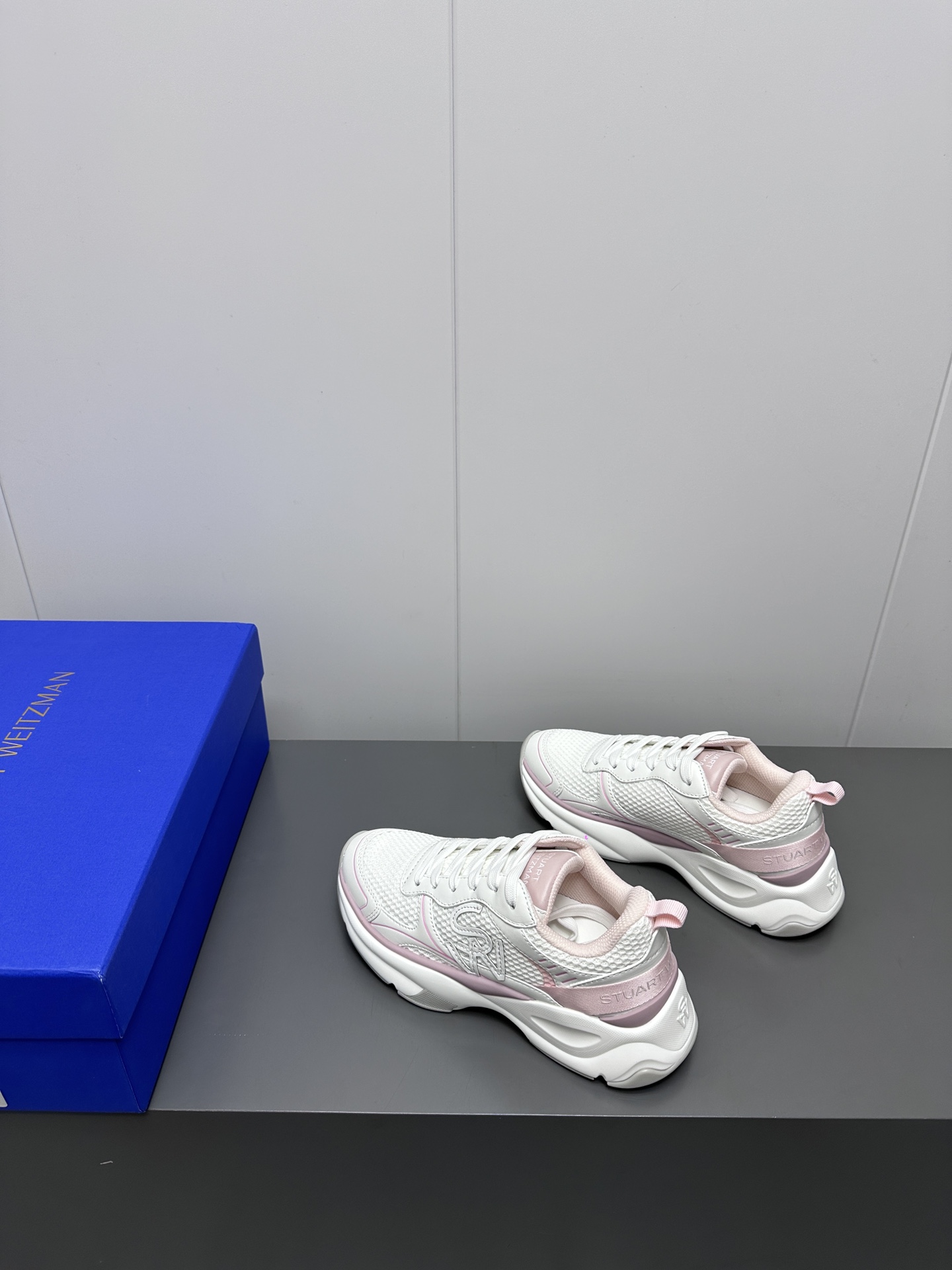 Innovative SW Luxury Sneakers: High-Quality, Comfortable, and Stylish. - 图片 5