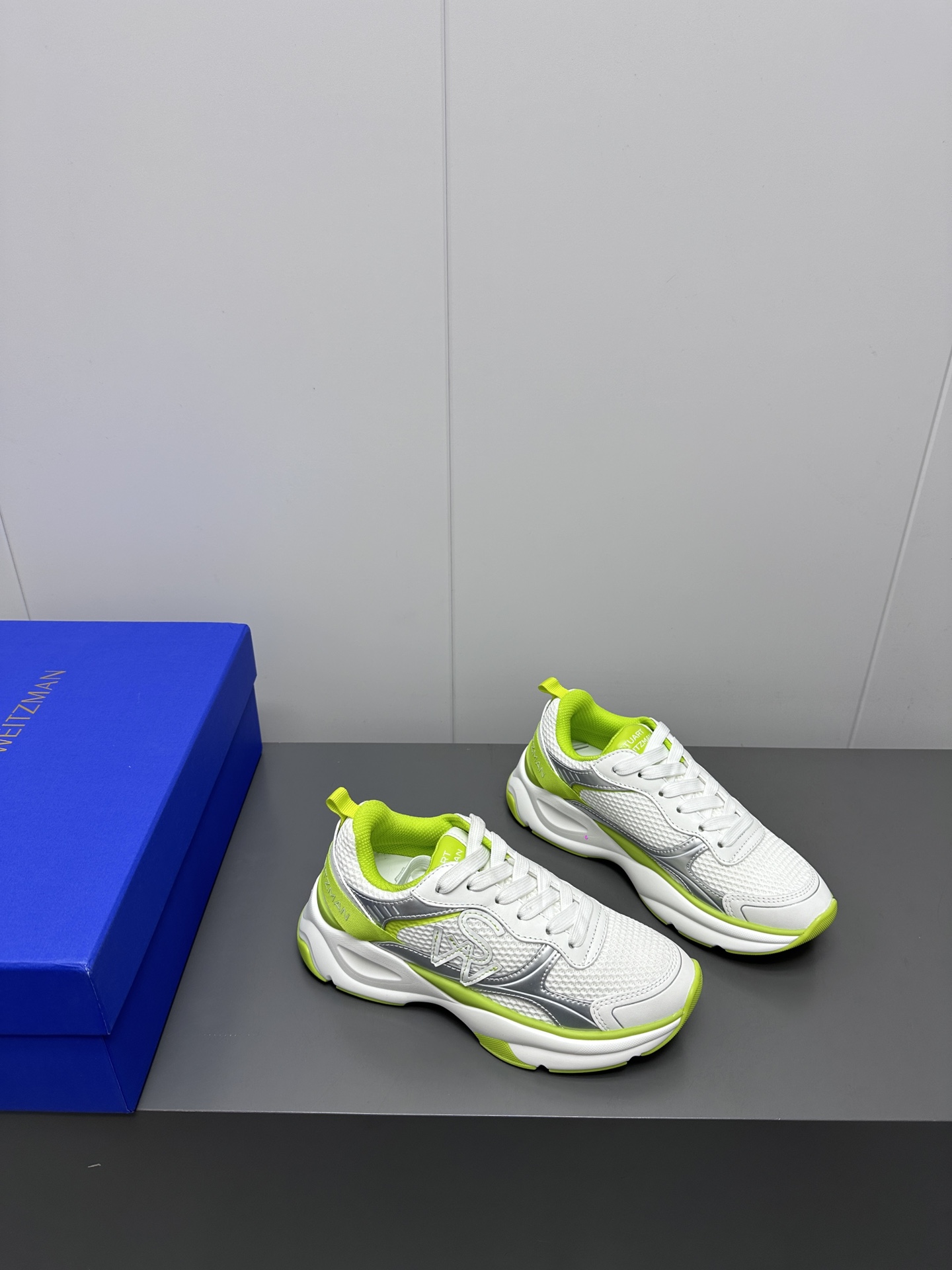 SW New Luxury Sneakers: Innovative Design with High Quality and Comfort - 图片 2