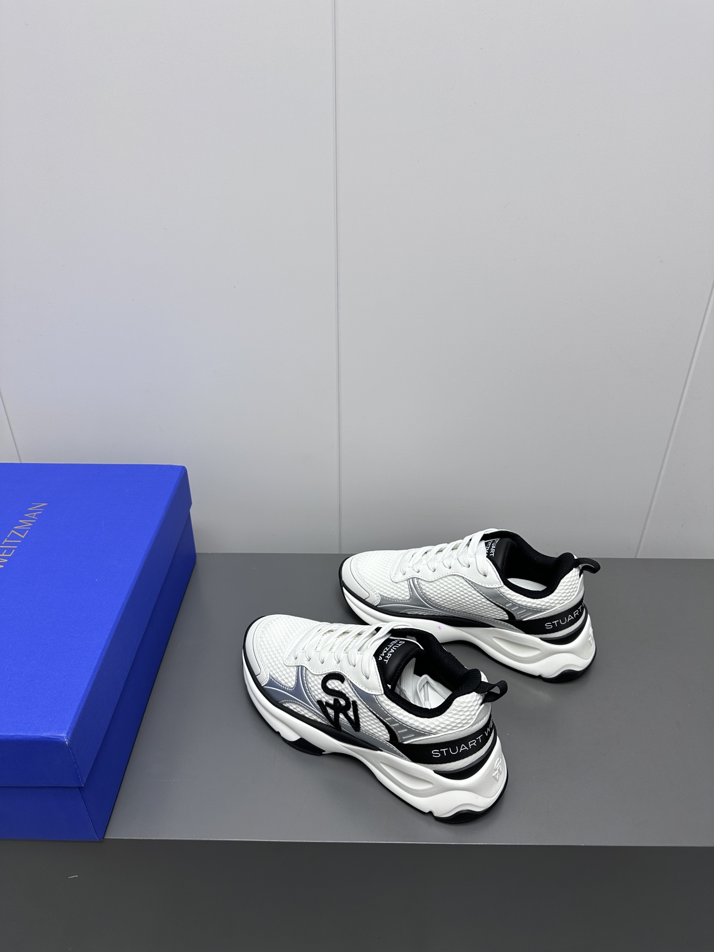 SW New White Luxury Sneakers: Innovative Design, High Quality, Ultimate Comfort. - 图片 5