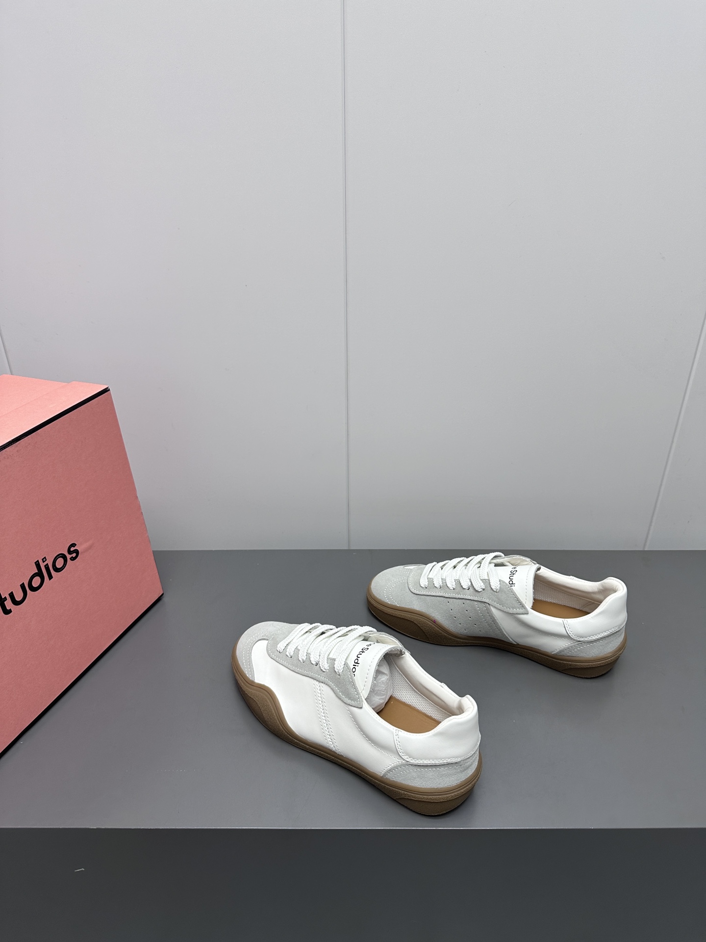 Acne Studios Lambskin Sneakers: High Quality, Comfortable, Stylish Design, Size 35-40. - 图片 5