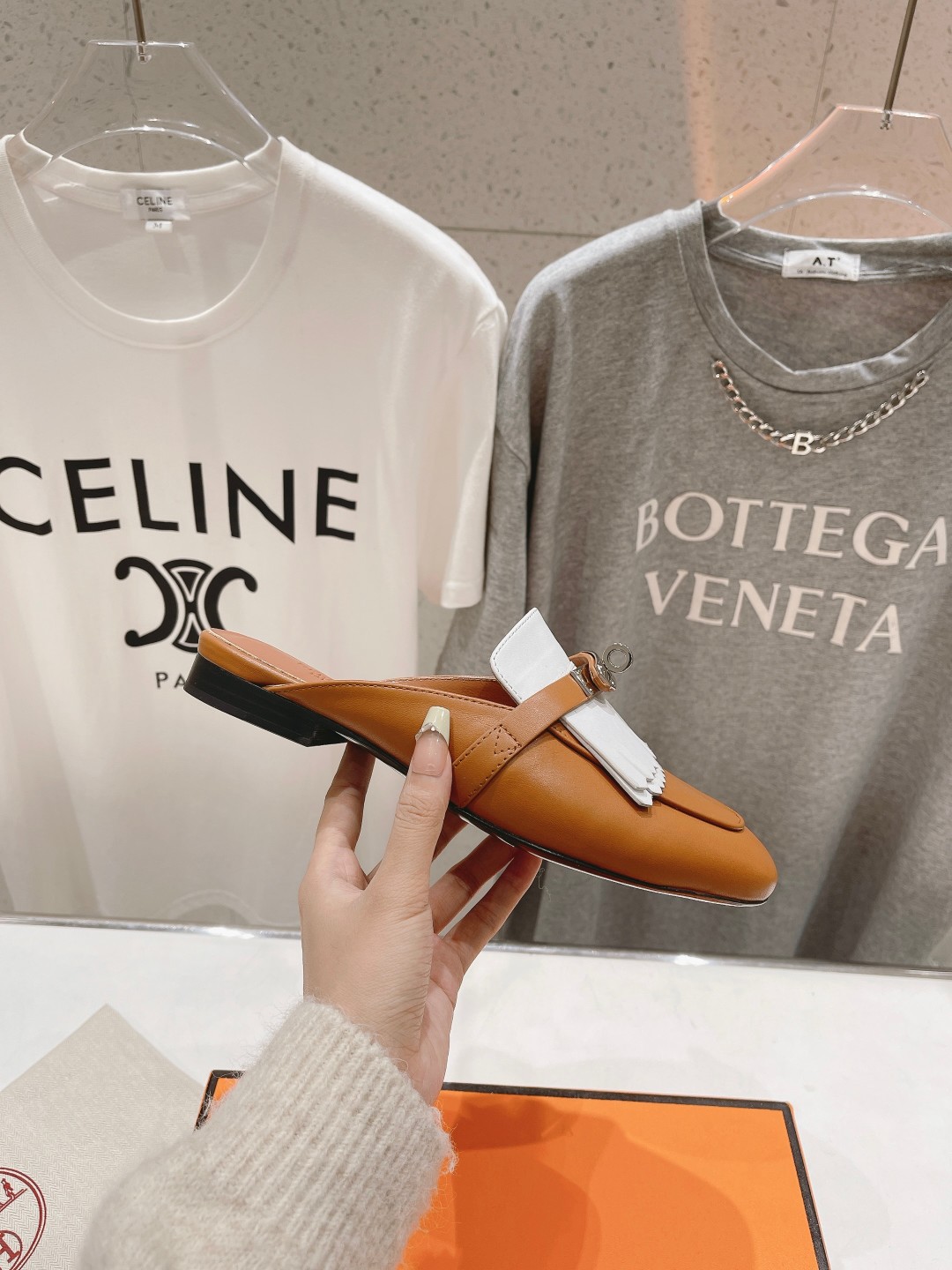 高版本出厂 🆕Herme…s fw24 new arrival～H家新款kelly扣流苏半托乐福鞋鞋型很