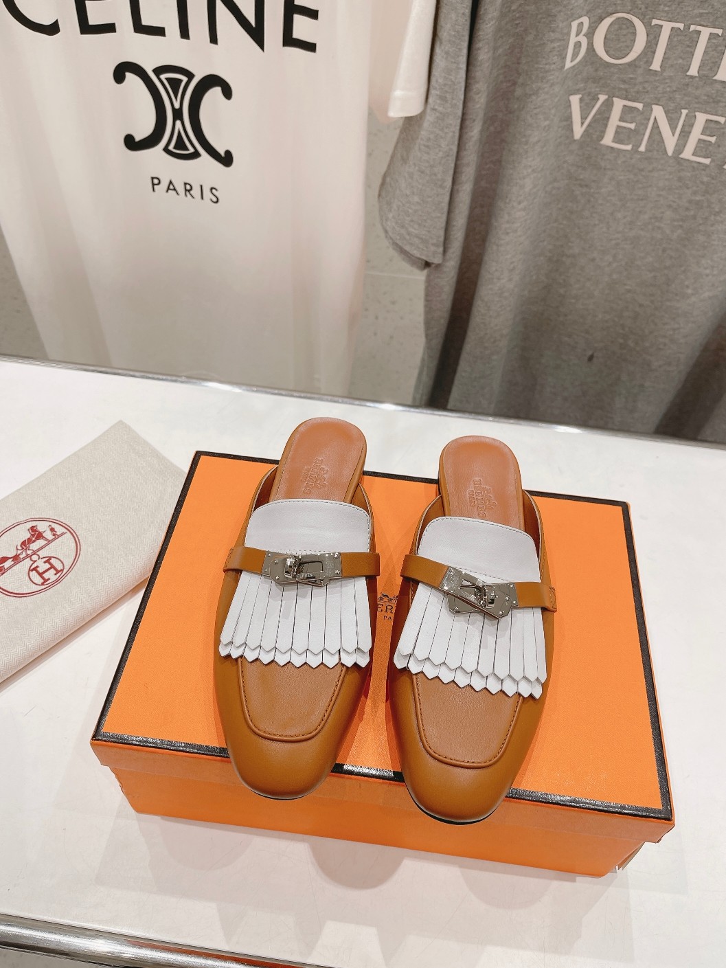 高版本出厂 🆕Herme…s fw24 new arrival～H家新款kelly扣流苏半托乐福鞋鞋型很