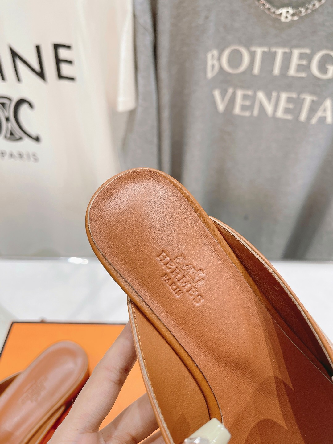 高版本出厂 🆕Herme…s fw24 new arrival～H家新款kelly扣流苏半托乐福鞋鞋型很