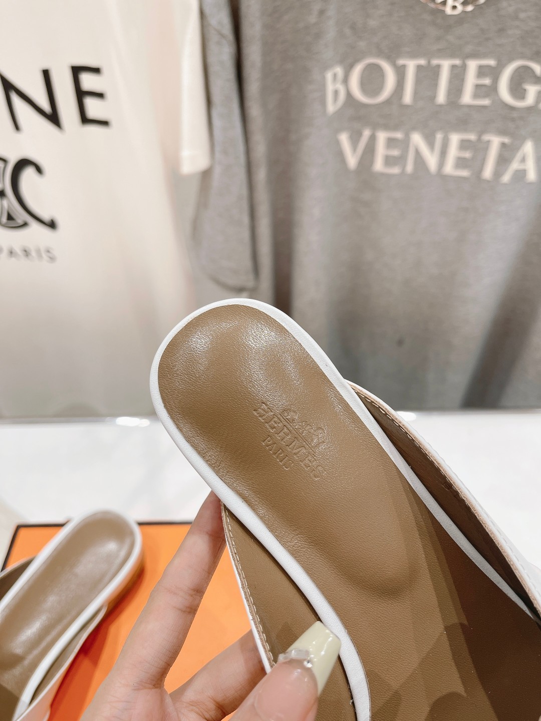 高版本出厂 🆕Herme…s fw24 new arrival～H家新款kelly扣流苏半托乐福鞋鞋型很