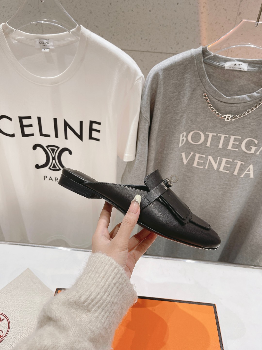 高版本出厂 🆕Herme…s fw24 new arrival～H家新款kelly扣流苏半托乐福鞋鞋型很