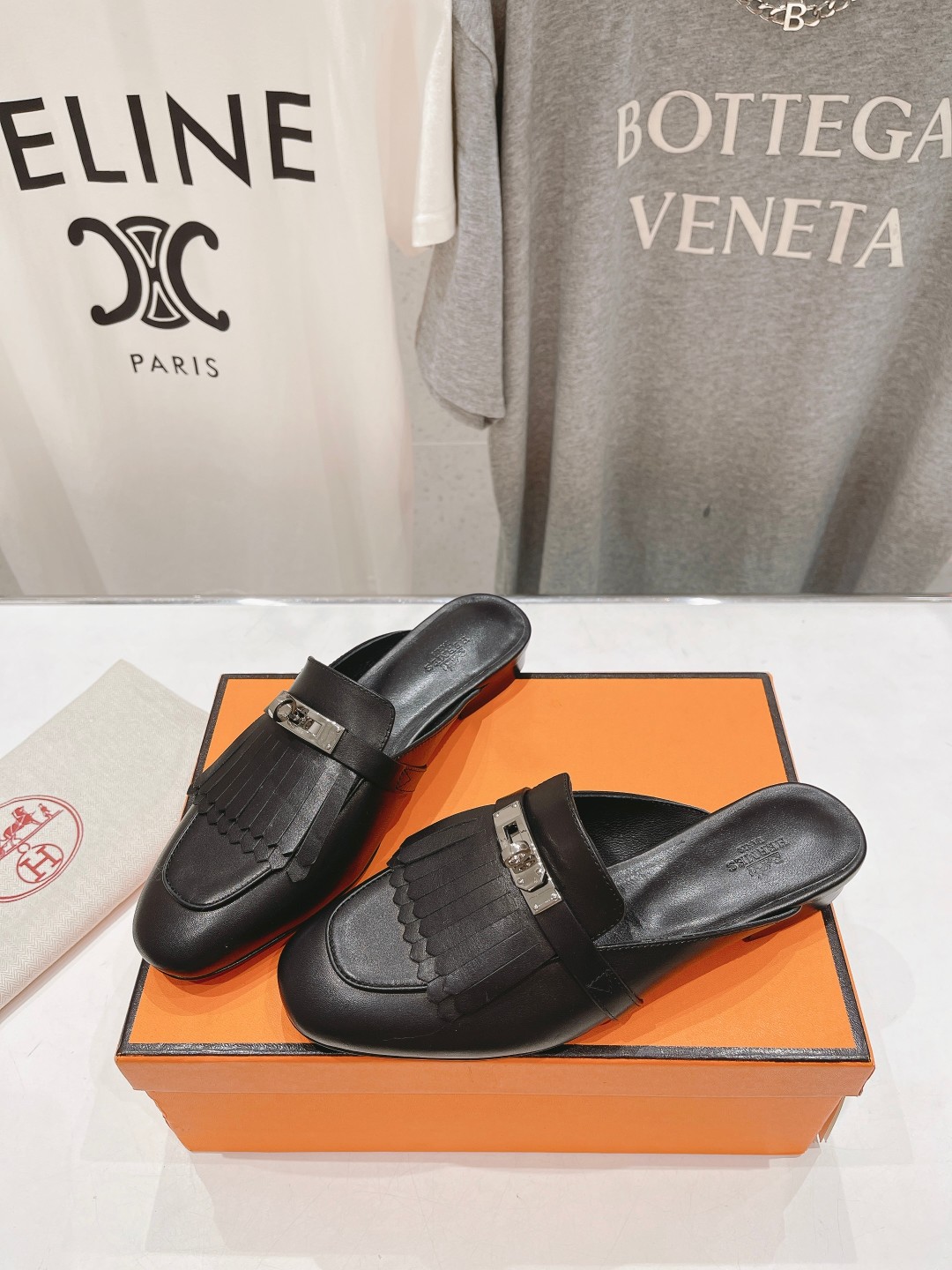 高版本出厂 🆕Herme…s fw24 new arrival～H家新款kelly扣流苏半托乐福鞋鞋型很