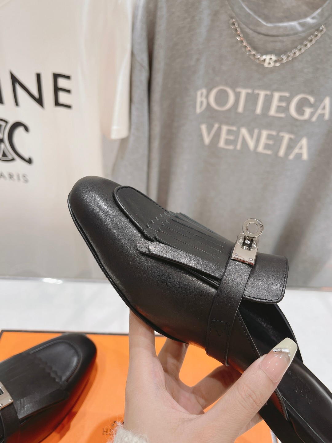 高版本出厂 🆕Herme…s fw24 new arrival～H家新款kelly扣流苏半托乐福鞋鞋型很